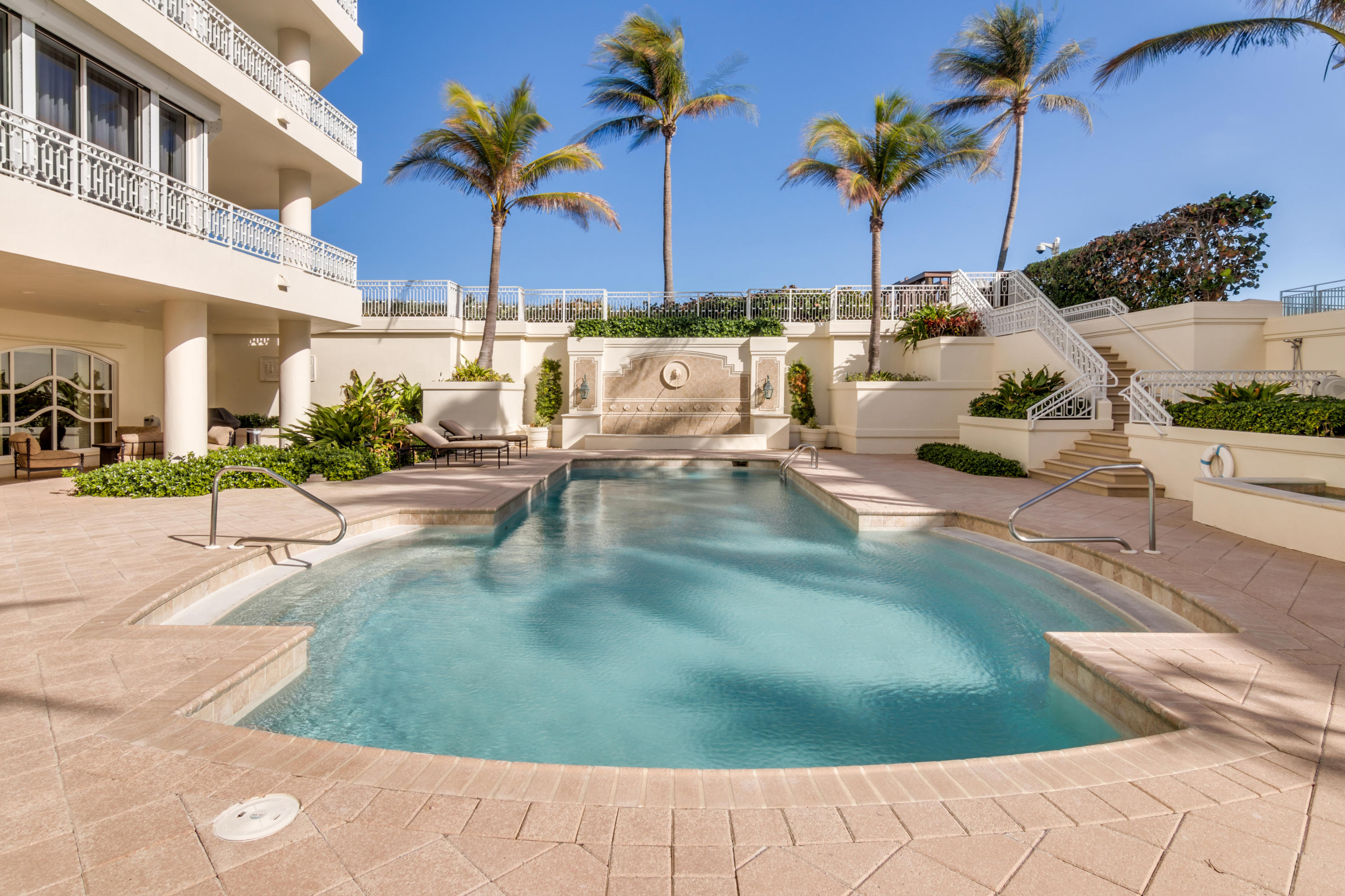 CLARIDGE - Residential