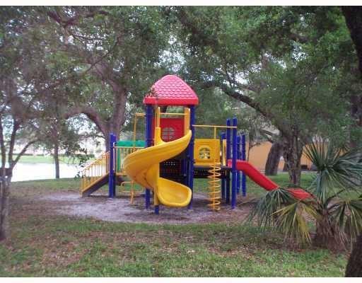 Lakewood At Emerald Hills - Residential Lease