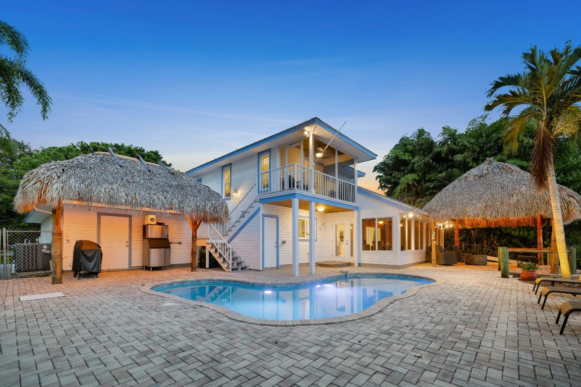 LIGHTHOUSE POINT - Residential