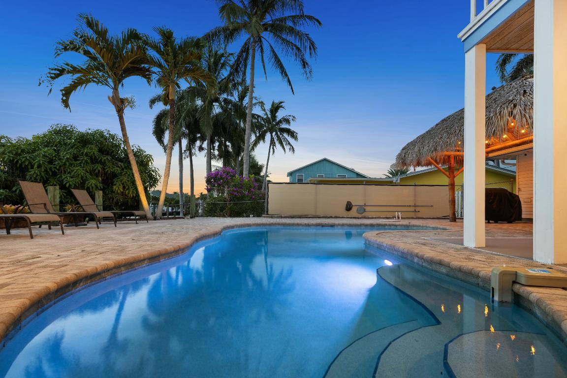 LIGHTHOUSE POINT - Residential