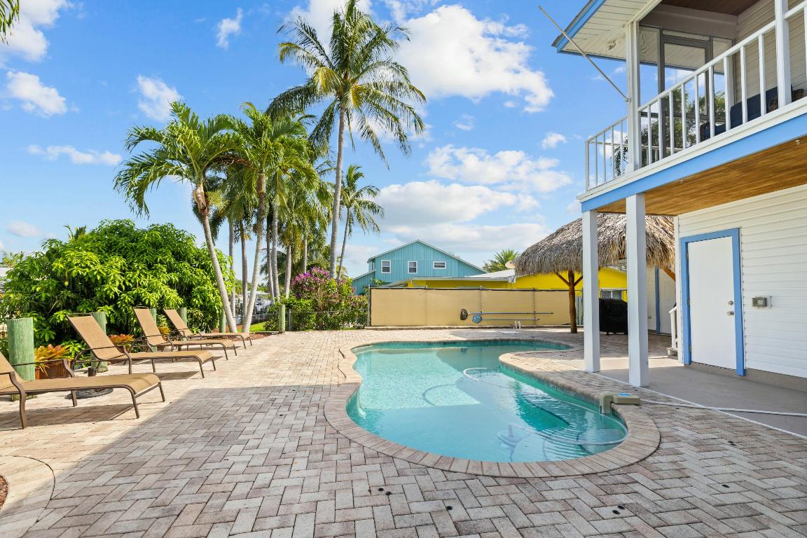 LIGHTHOUSE POINT - Residential