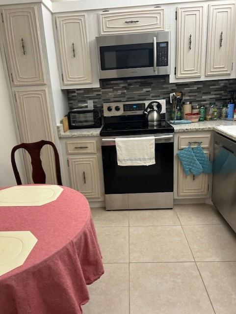 Somerset Seven Condo - Residential Lease