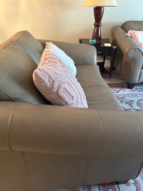 Somerset Seven Condo - Residential Lease