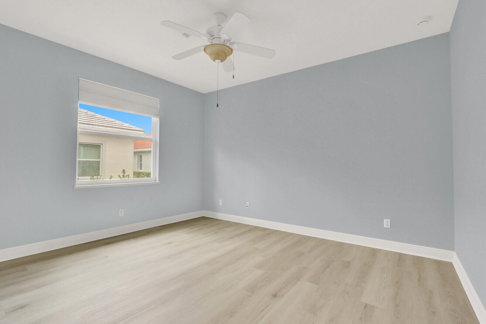 MYSTIC COVE - Residential