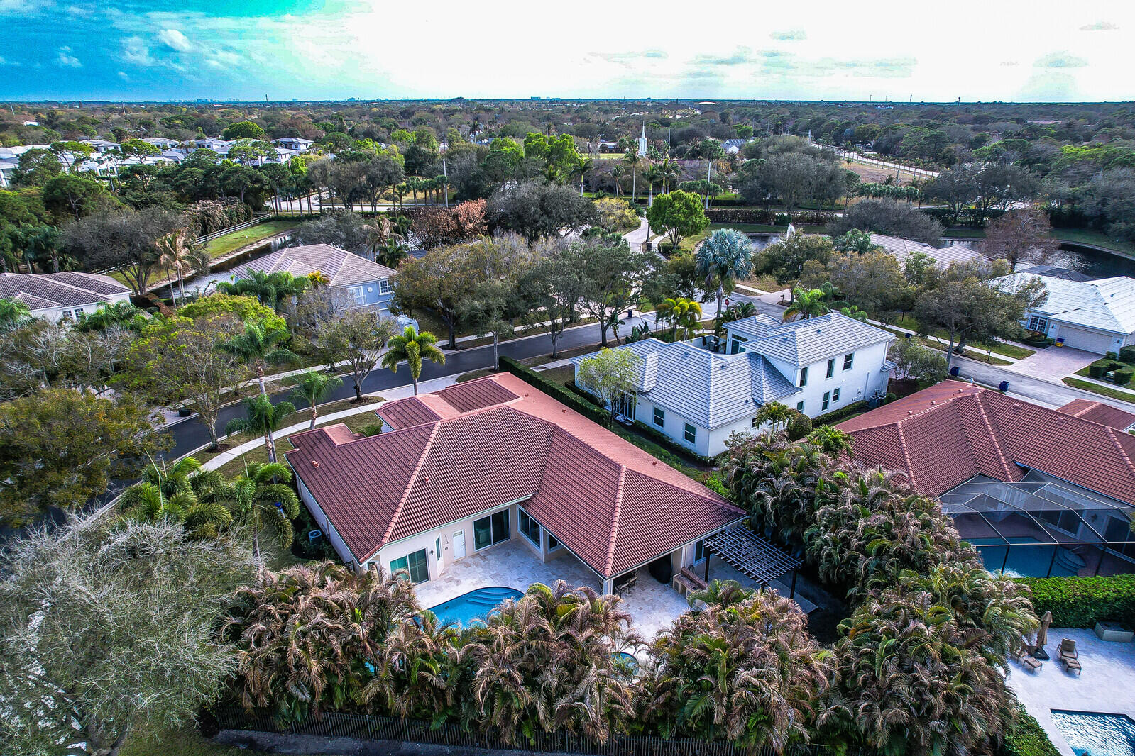 MYSTIC COVE - Residential