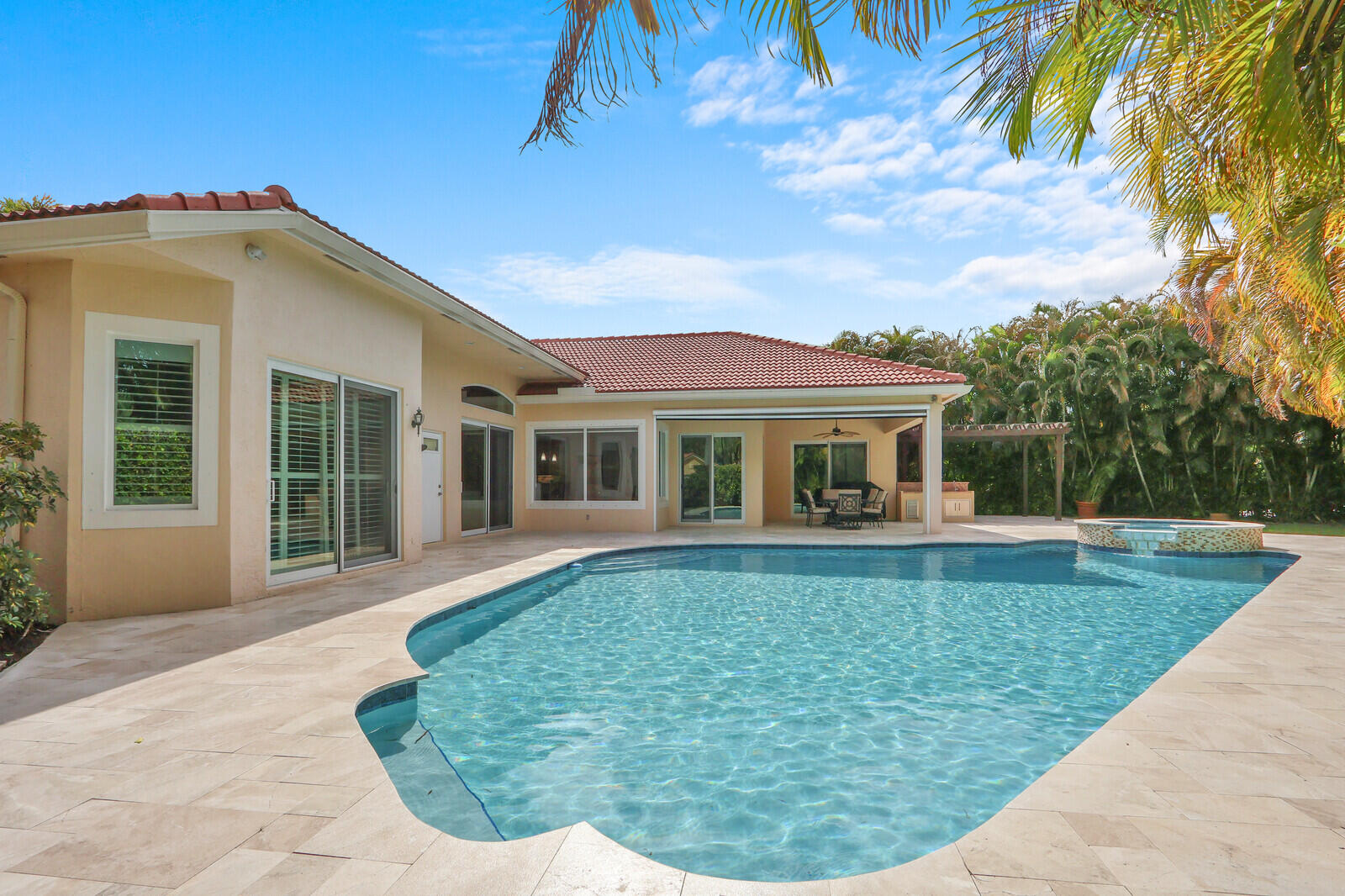 MYSTIC COVE - Residential