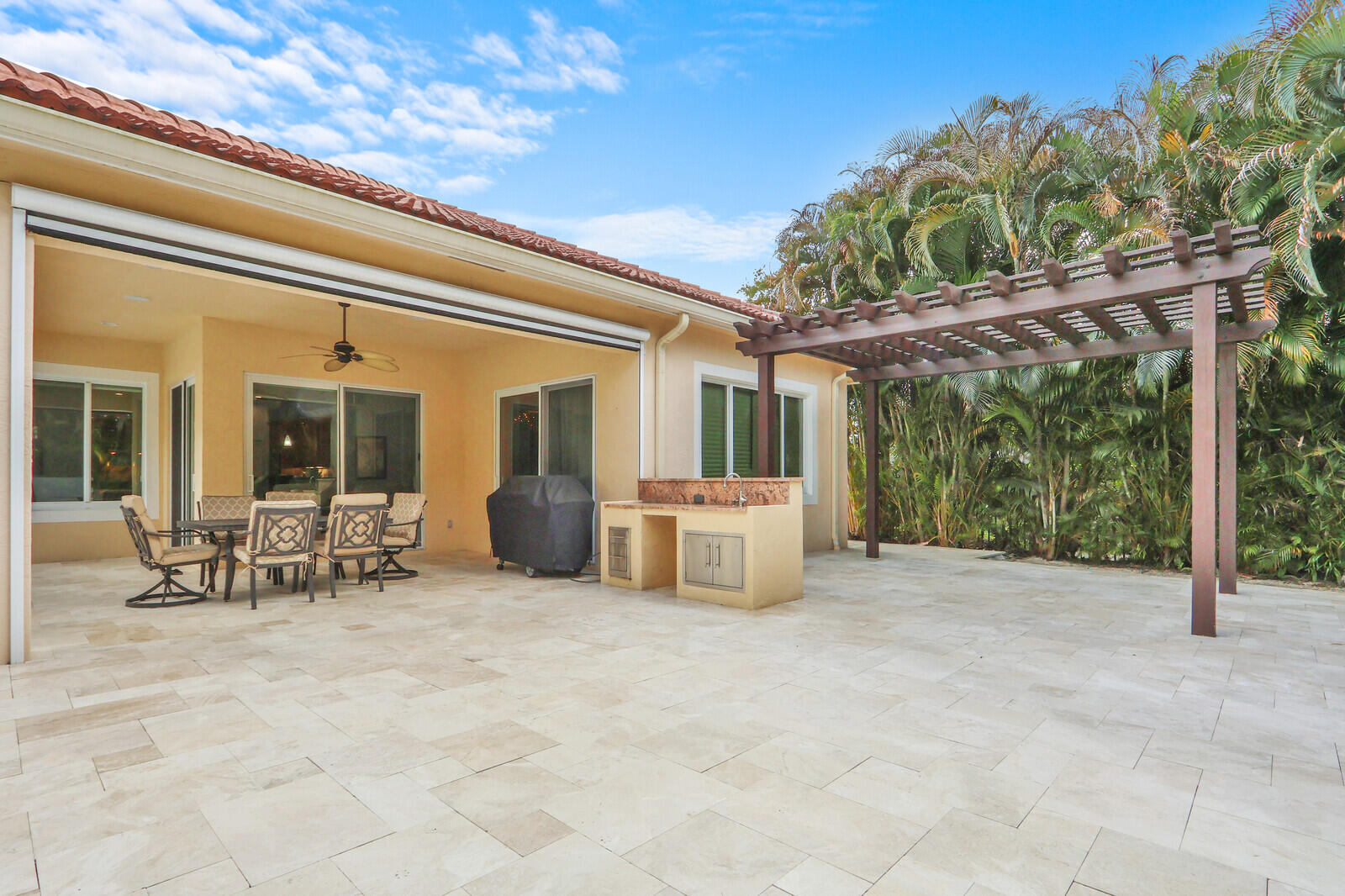 MYSTIC COVE - Residential