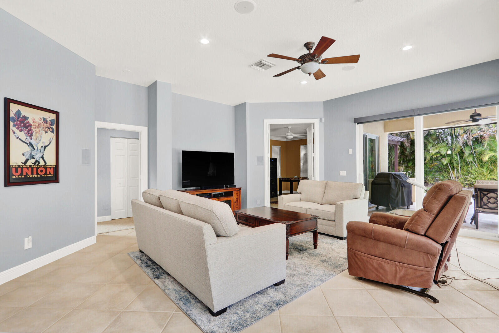 MYSTIC COVE - Residential