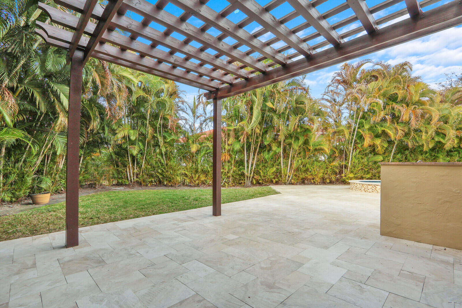 MYSTIC COVE - Residential