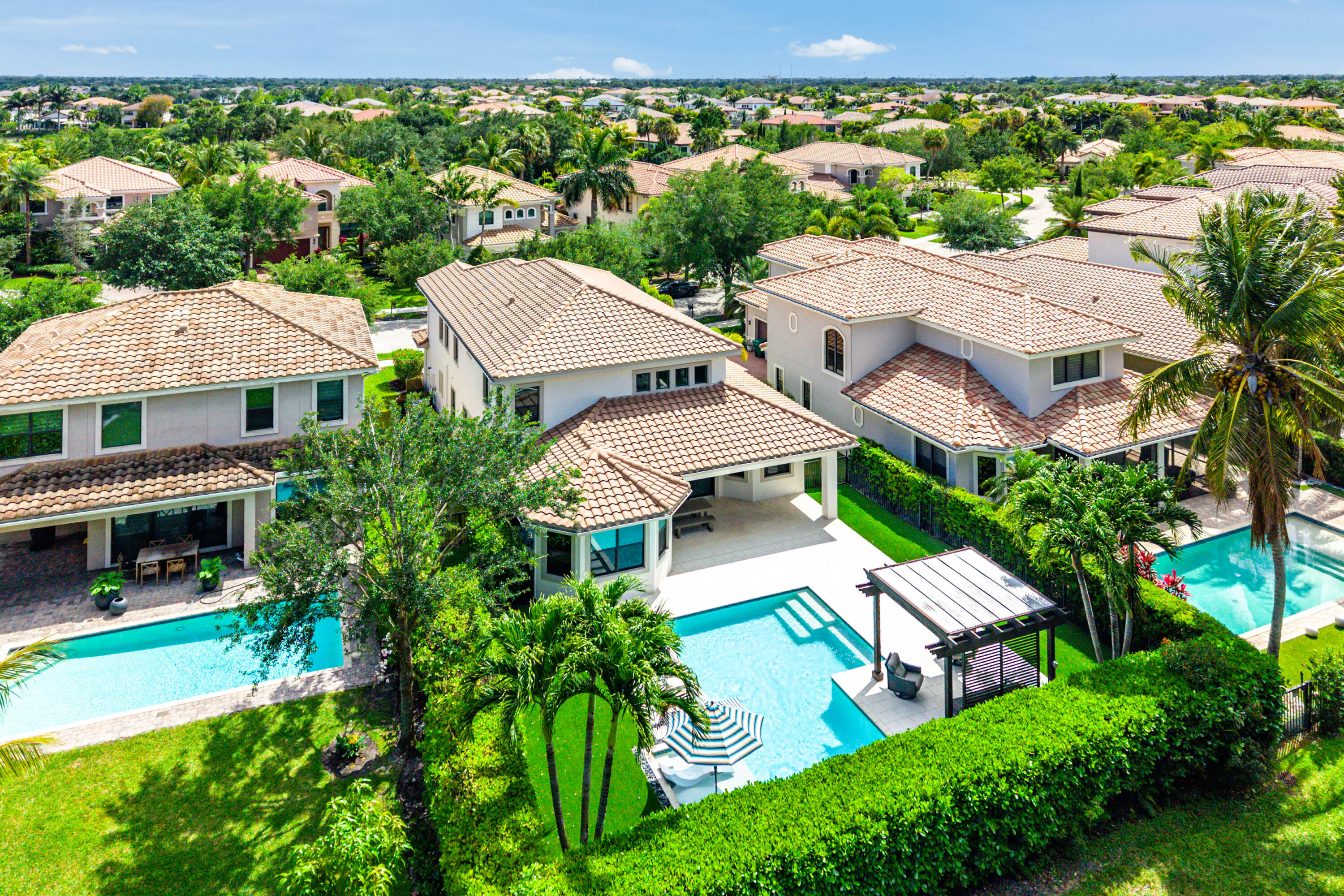 PARKLAND GOLF AND COUNTRY CLUB - Residential