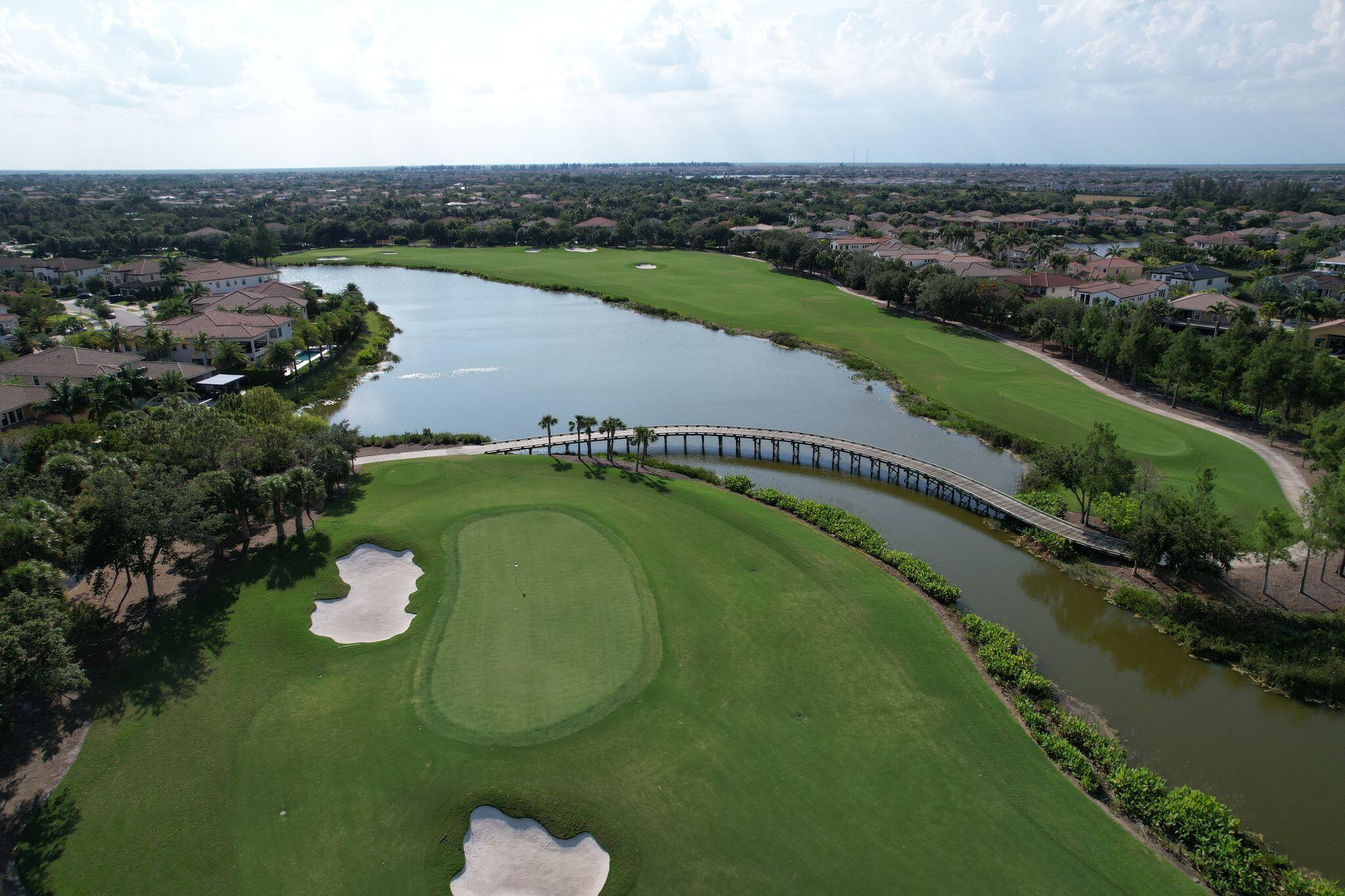 PARKLAND GOLF AND COUNTRY CLUB - Residential