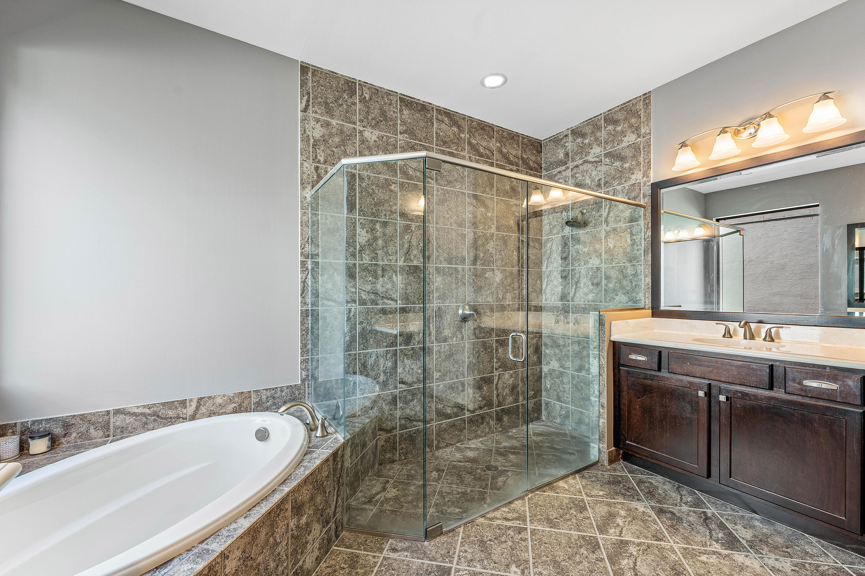 PARKLAND GOLF AND COUNTRY CLUB - Residential