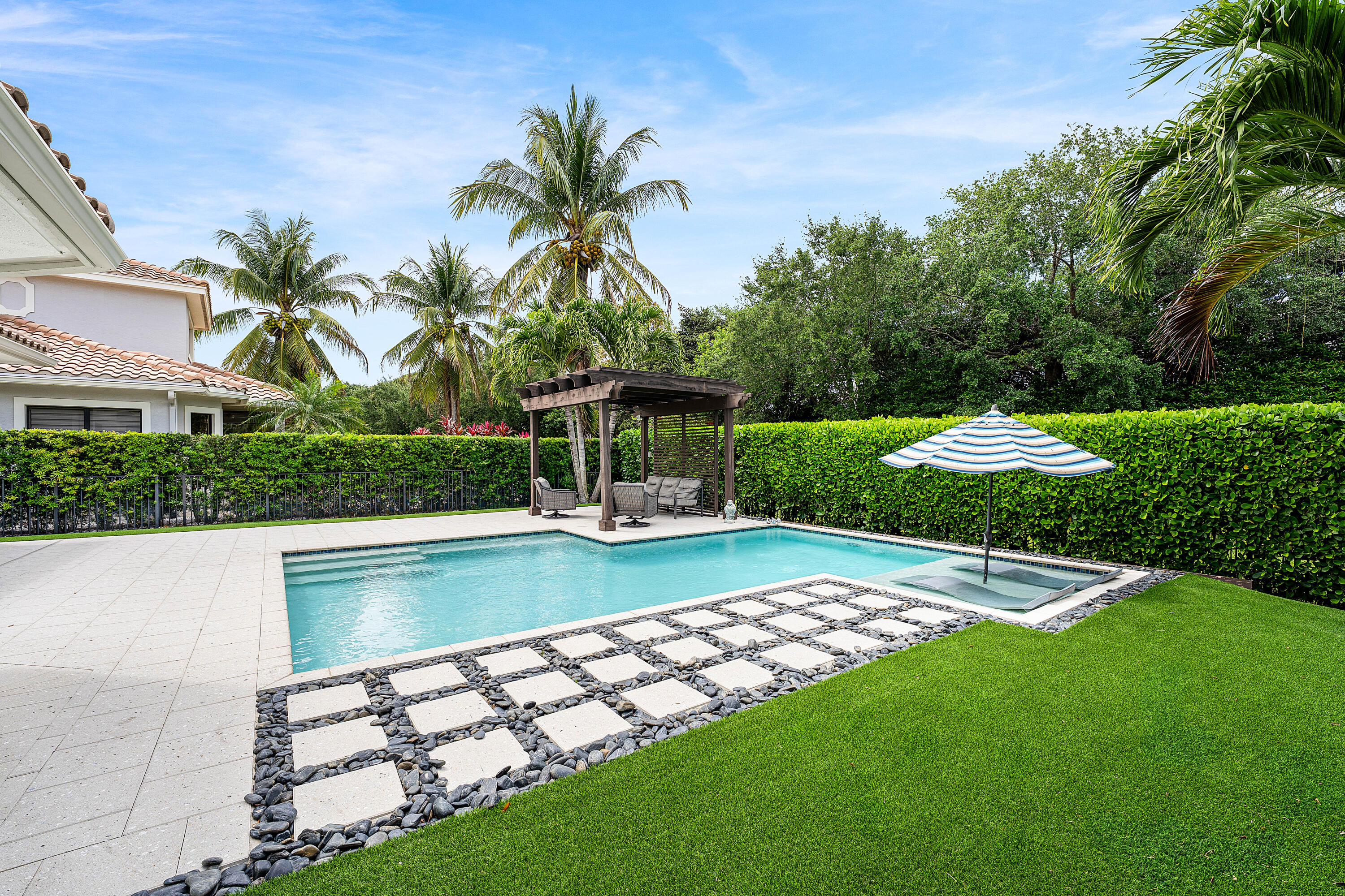 PARKLAND GOLF AND COUNTRY CLUB - Residential