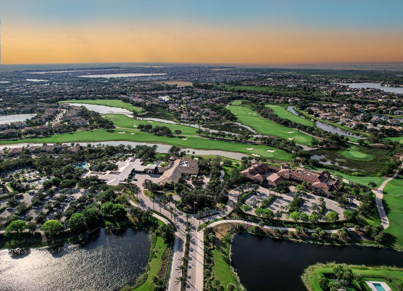 PARKLAND GOLF AND COUNTRY CLUB - Residential