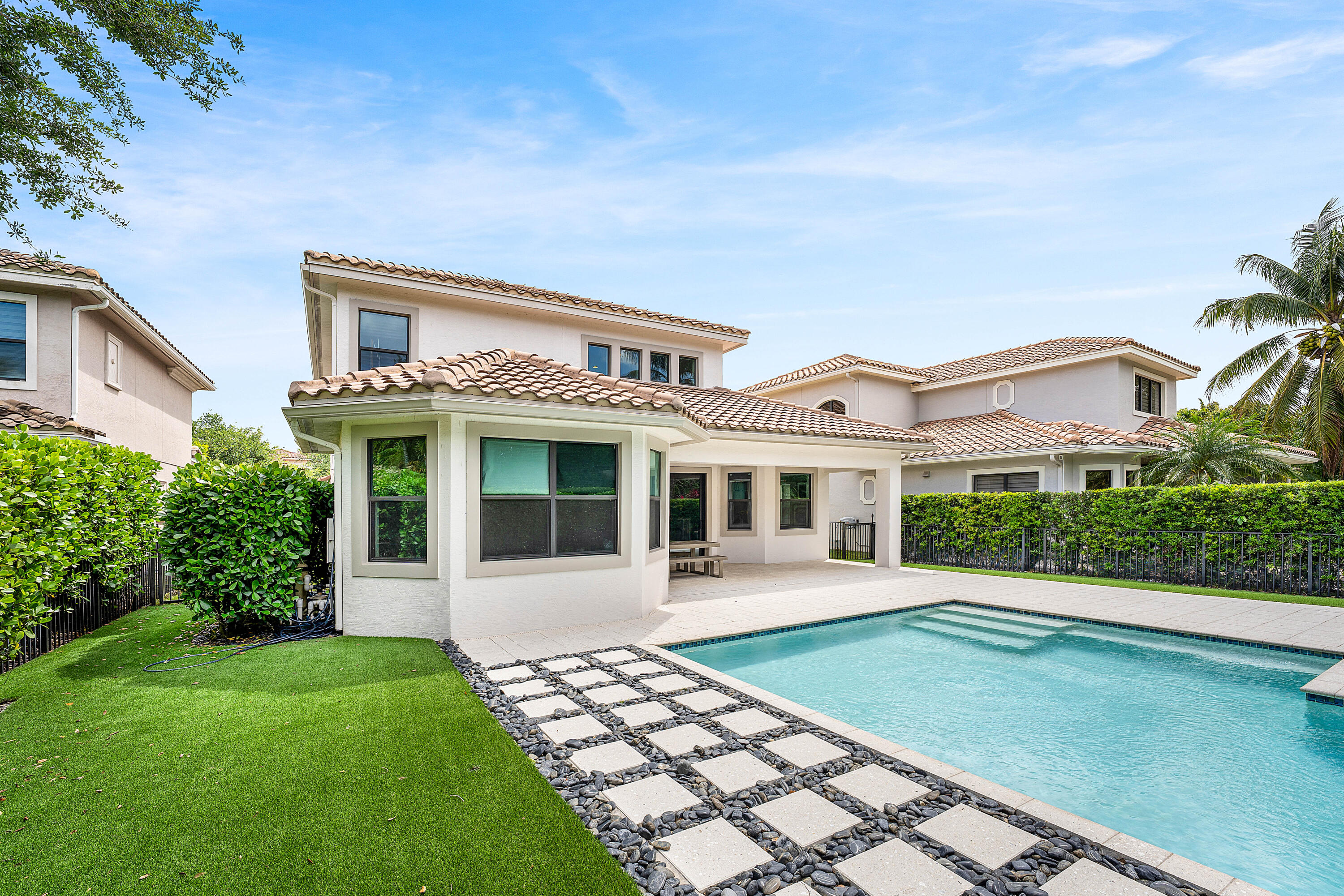 PARKLAND GOLF AND COUNTRY CLUB - Residential