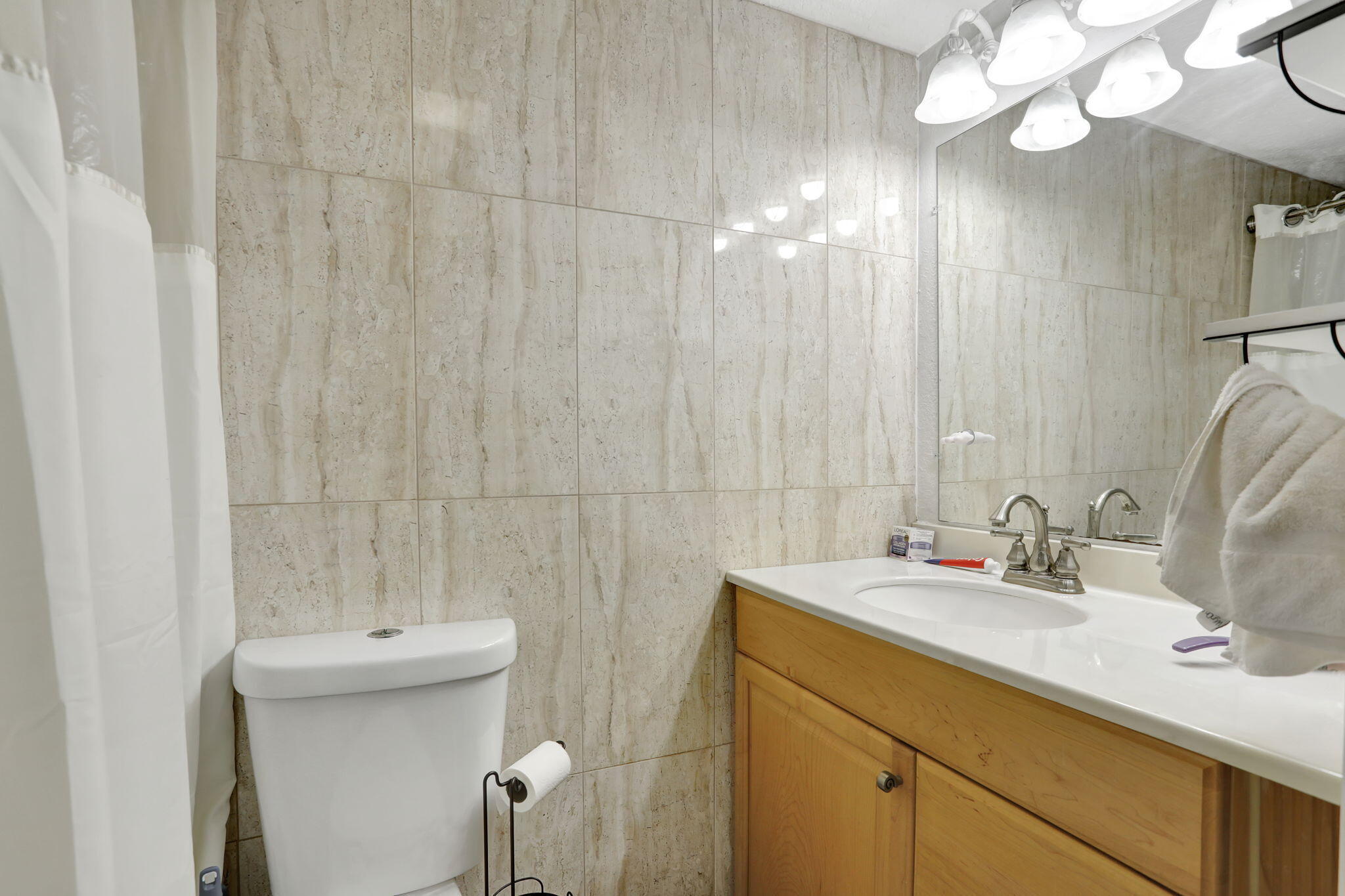 ORIOLE GARDENS THREE 71 CONDO - Residential