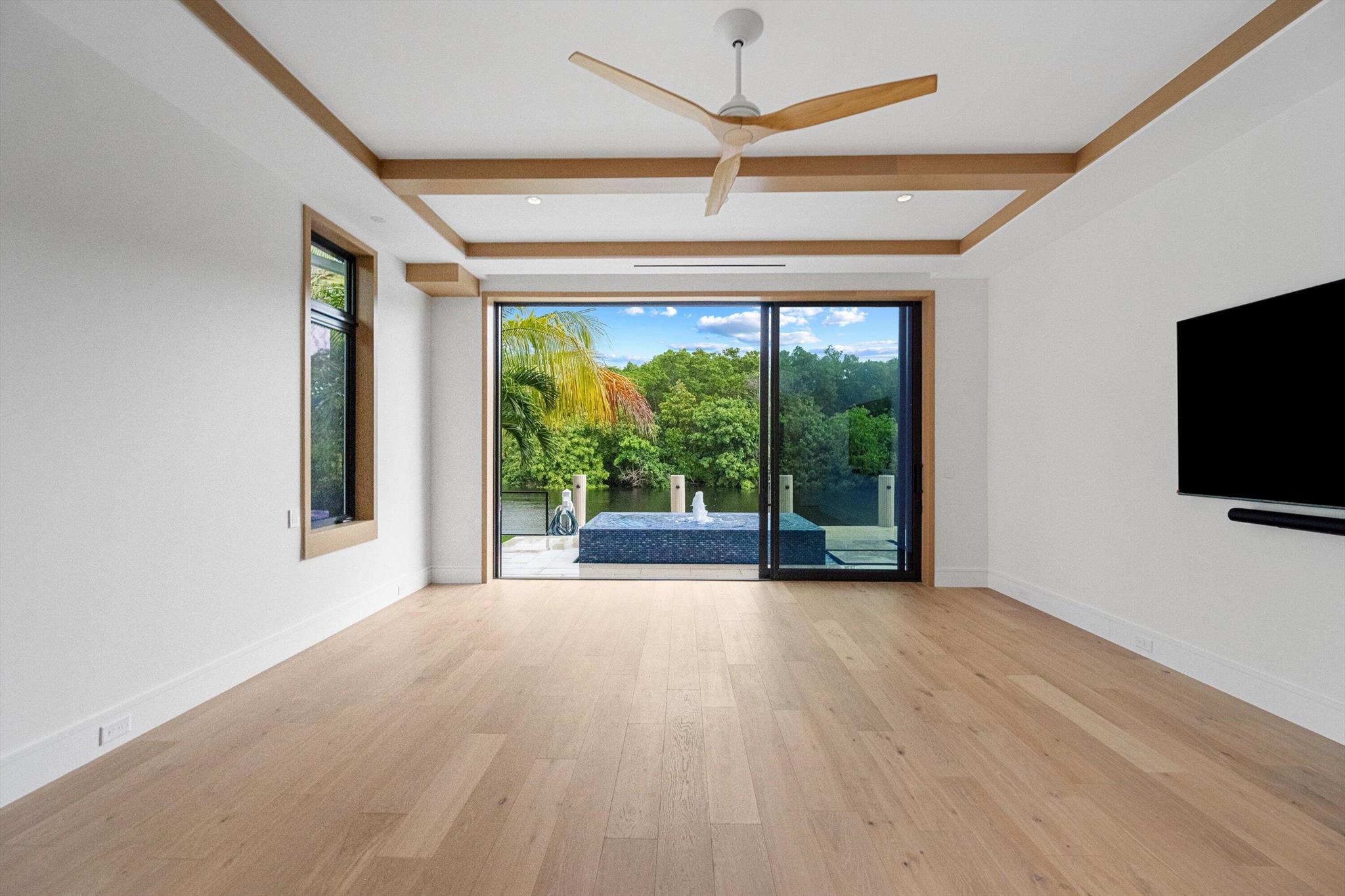 CARRIAGE HILL - Residential