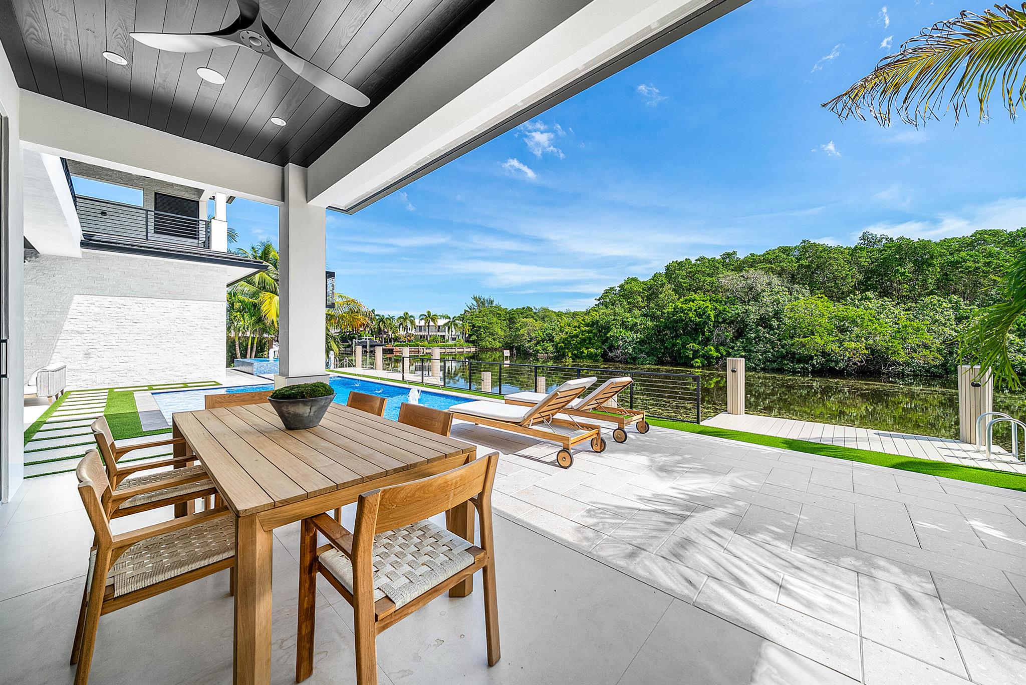 CARRIAGE HILL - Residential