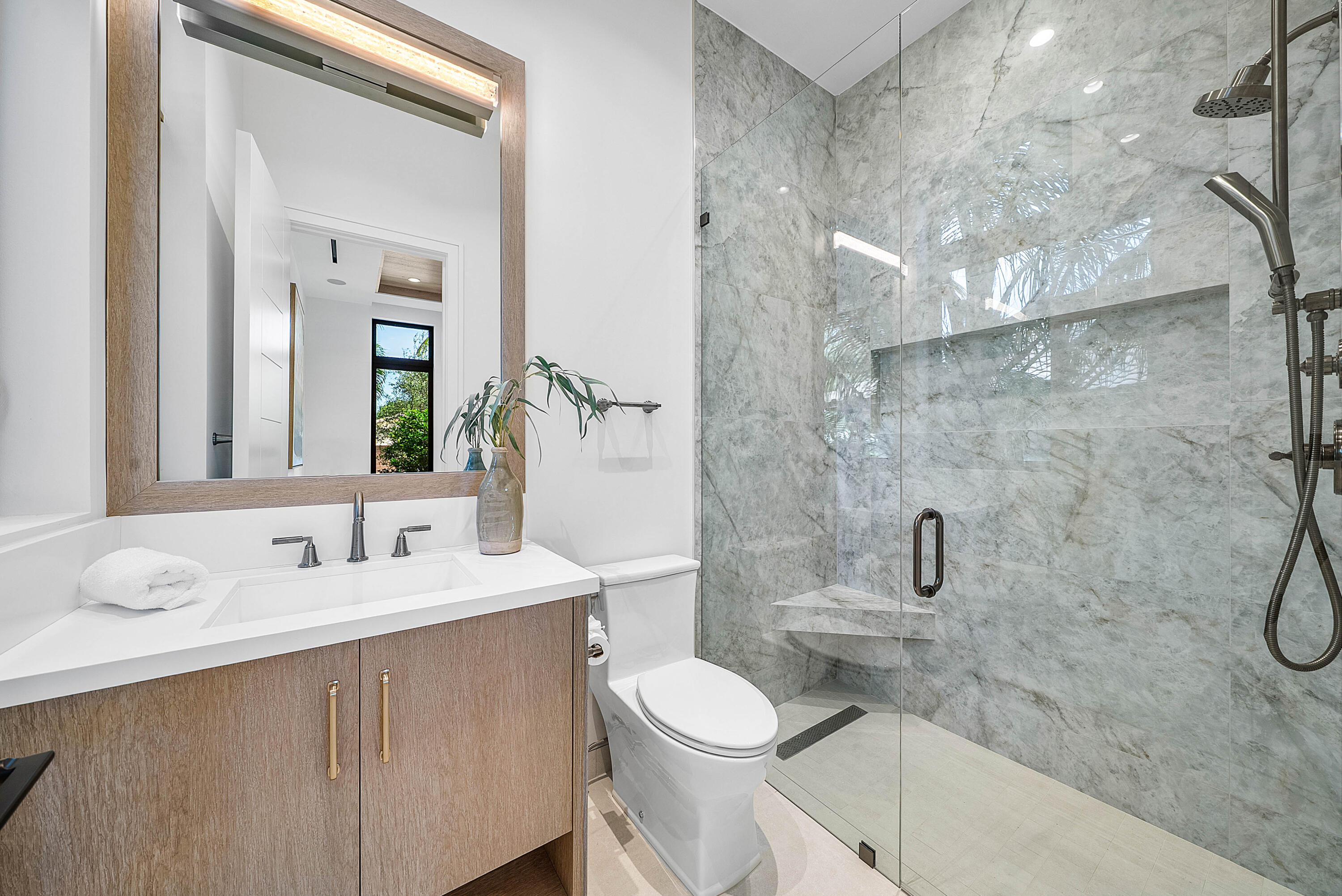 CARRIAGE HILL - Residential