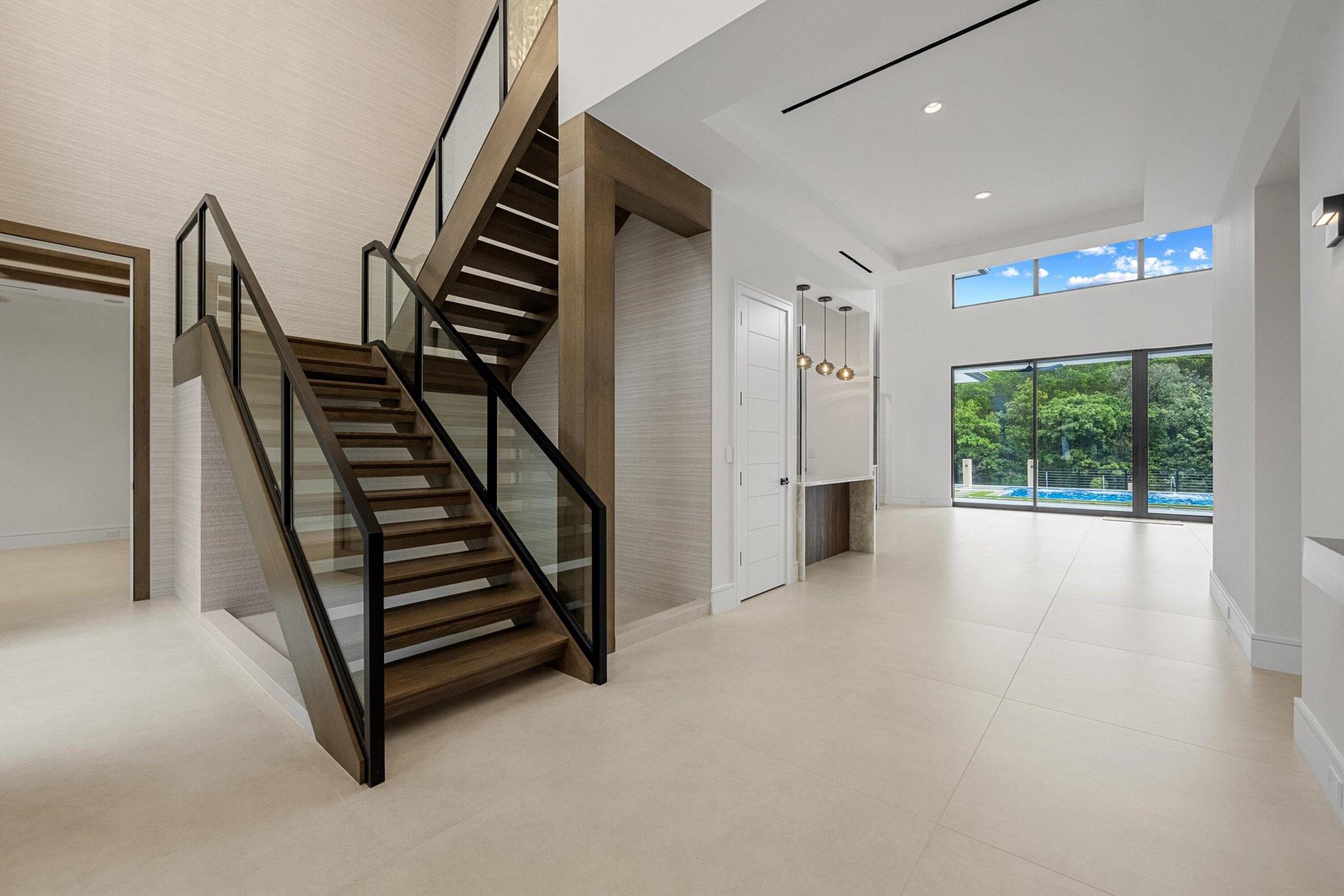 CARRIAGE HILL - Residential