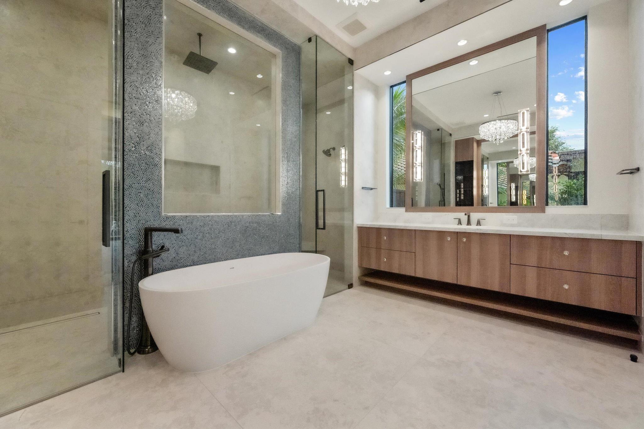 CARRIAGE HILL - Residential