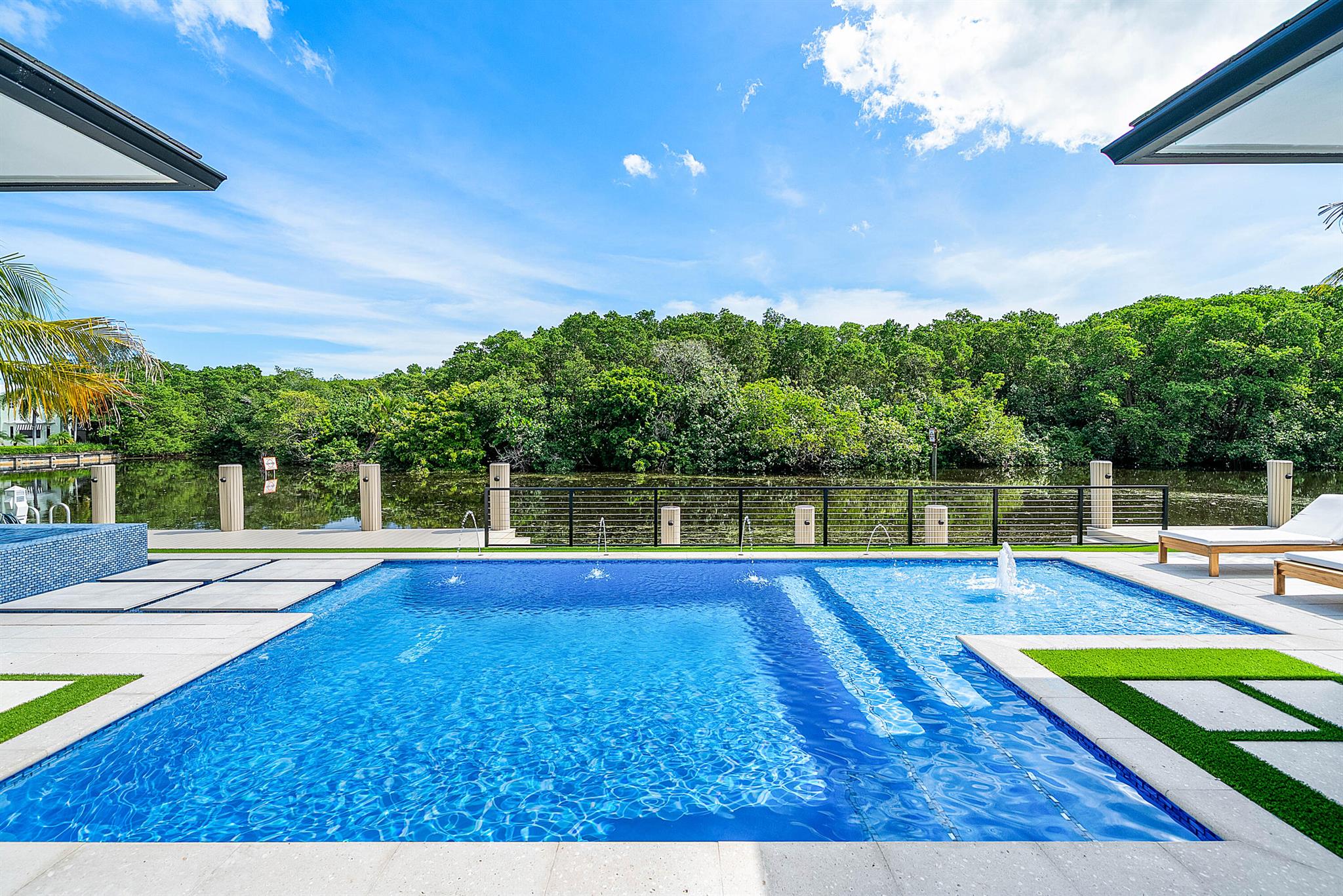 CARRIAGE HILL - Residential