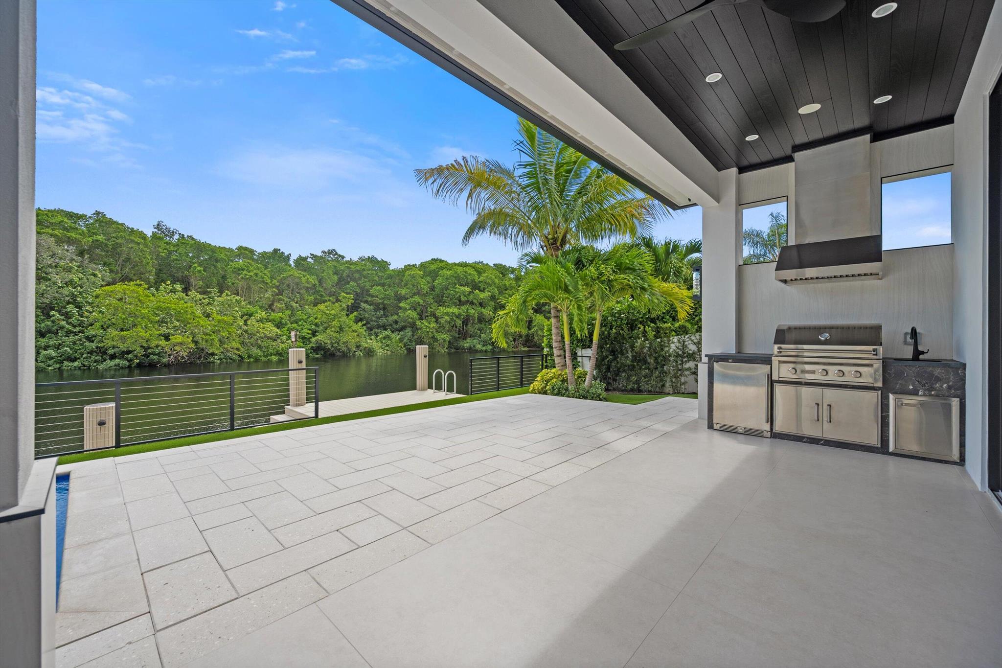 CARRIAGE HILL - Residential