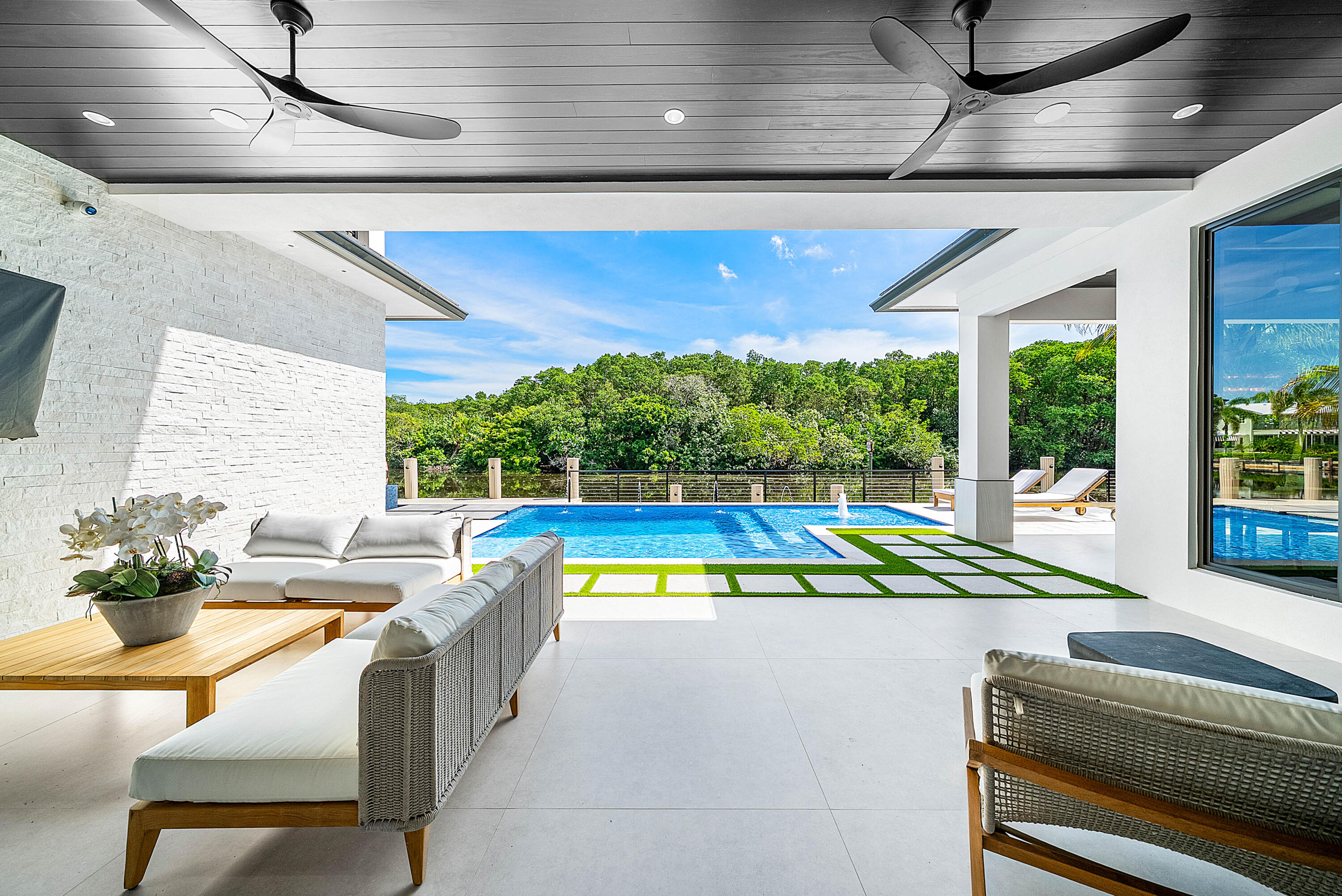 CARRIAGE HILL - Residential