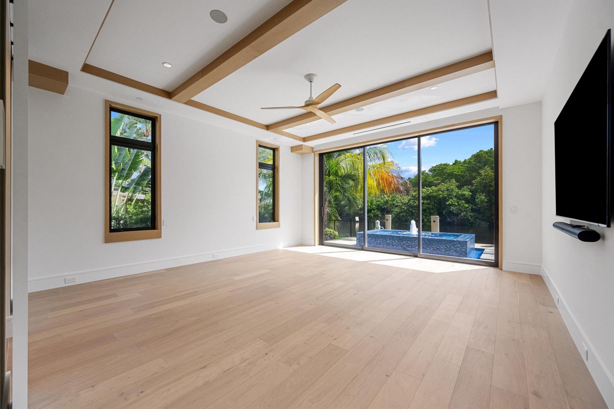 CARRIAGE HILL - Residential