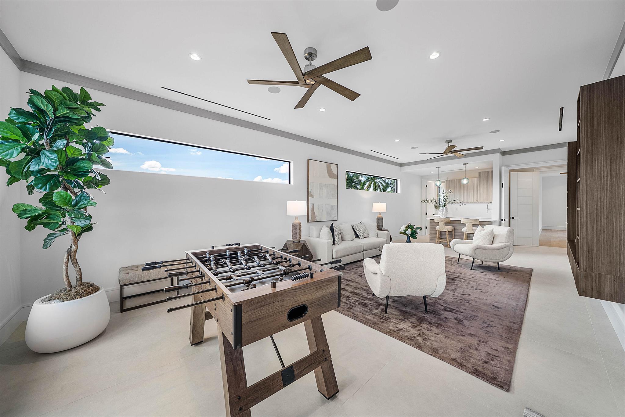 CARRIAGE HILL - Residential