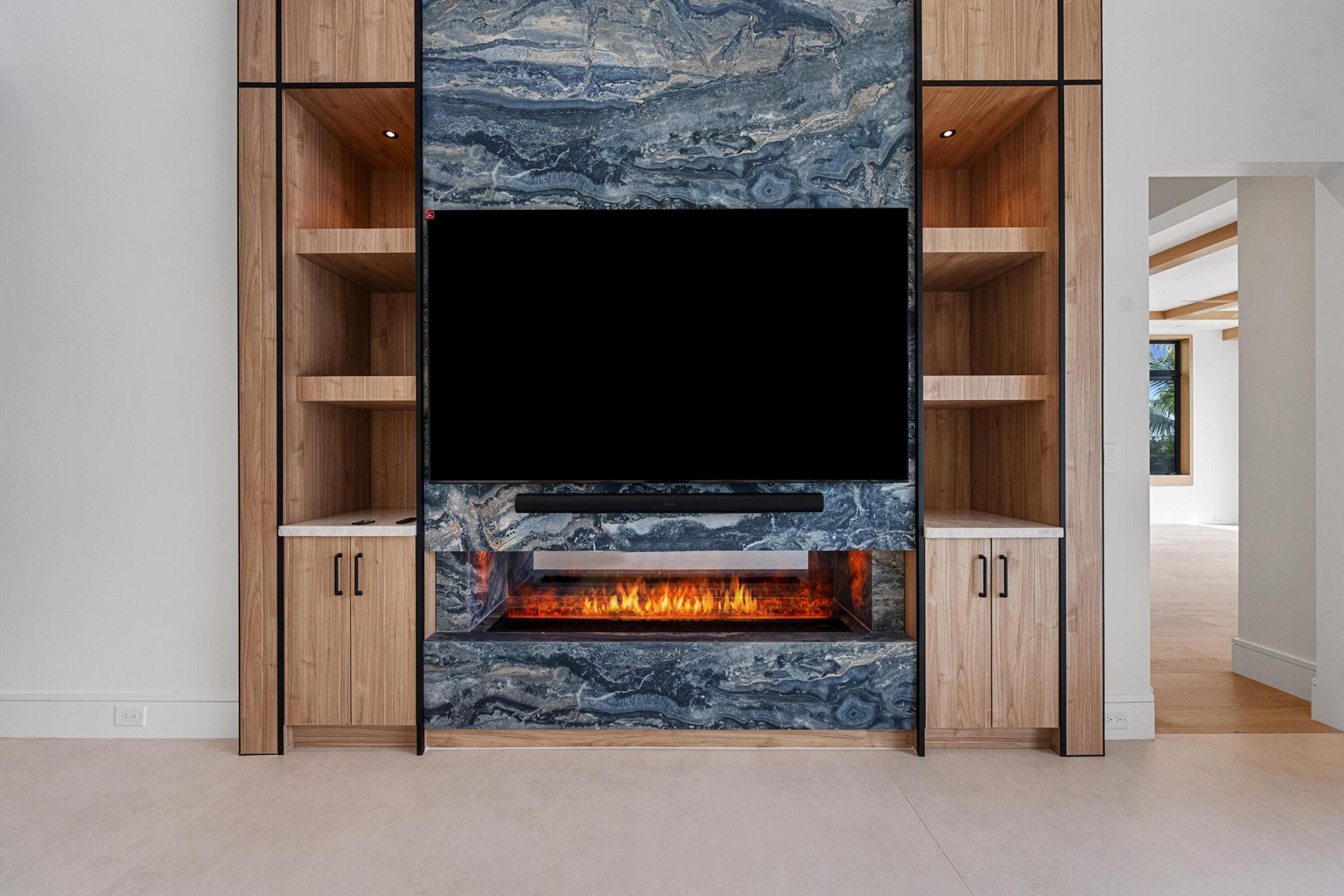 CARRIAGE HILL - Residential