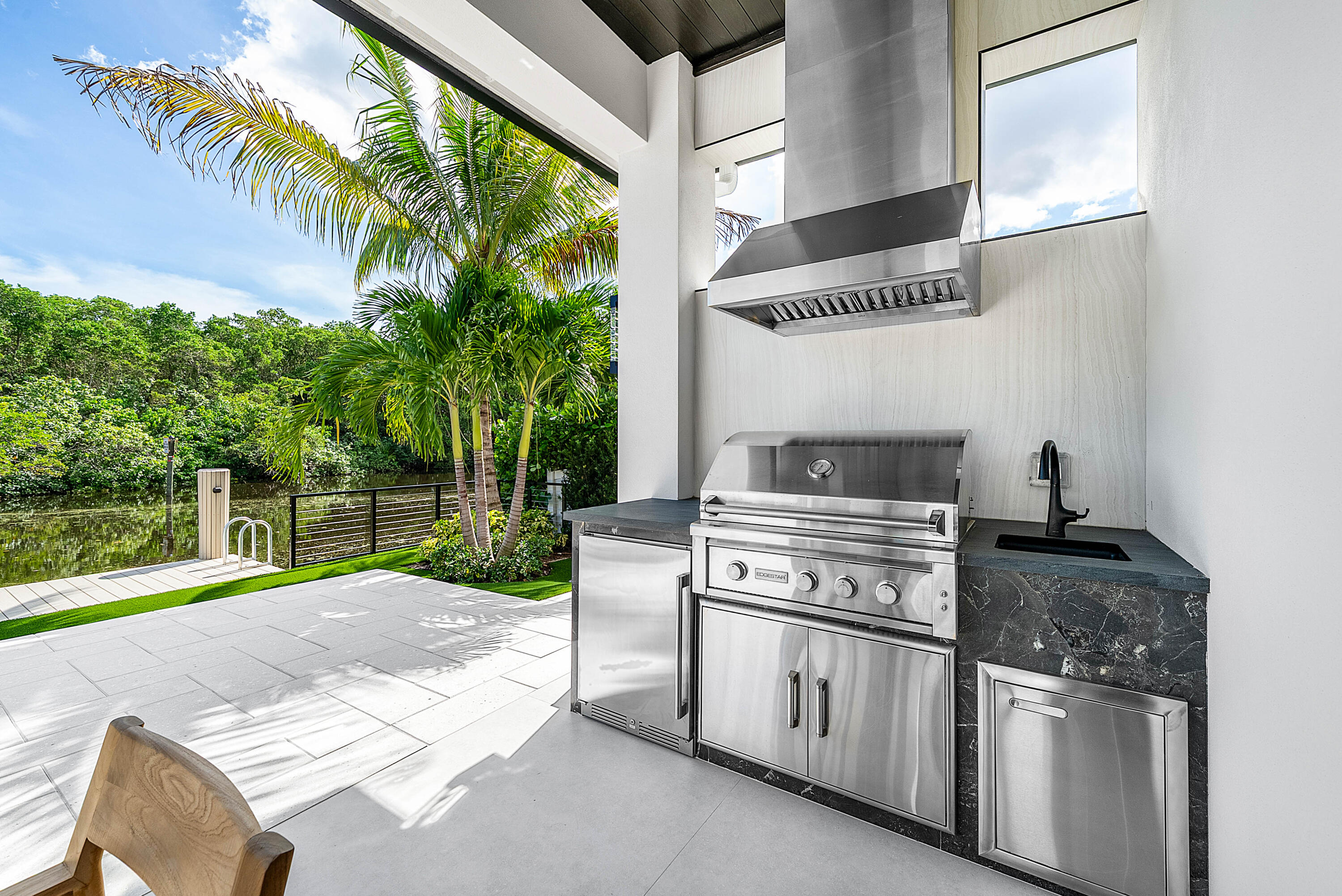 CARRIAGE HILL - Residential