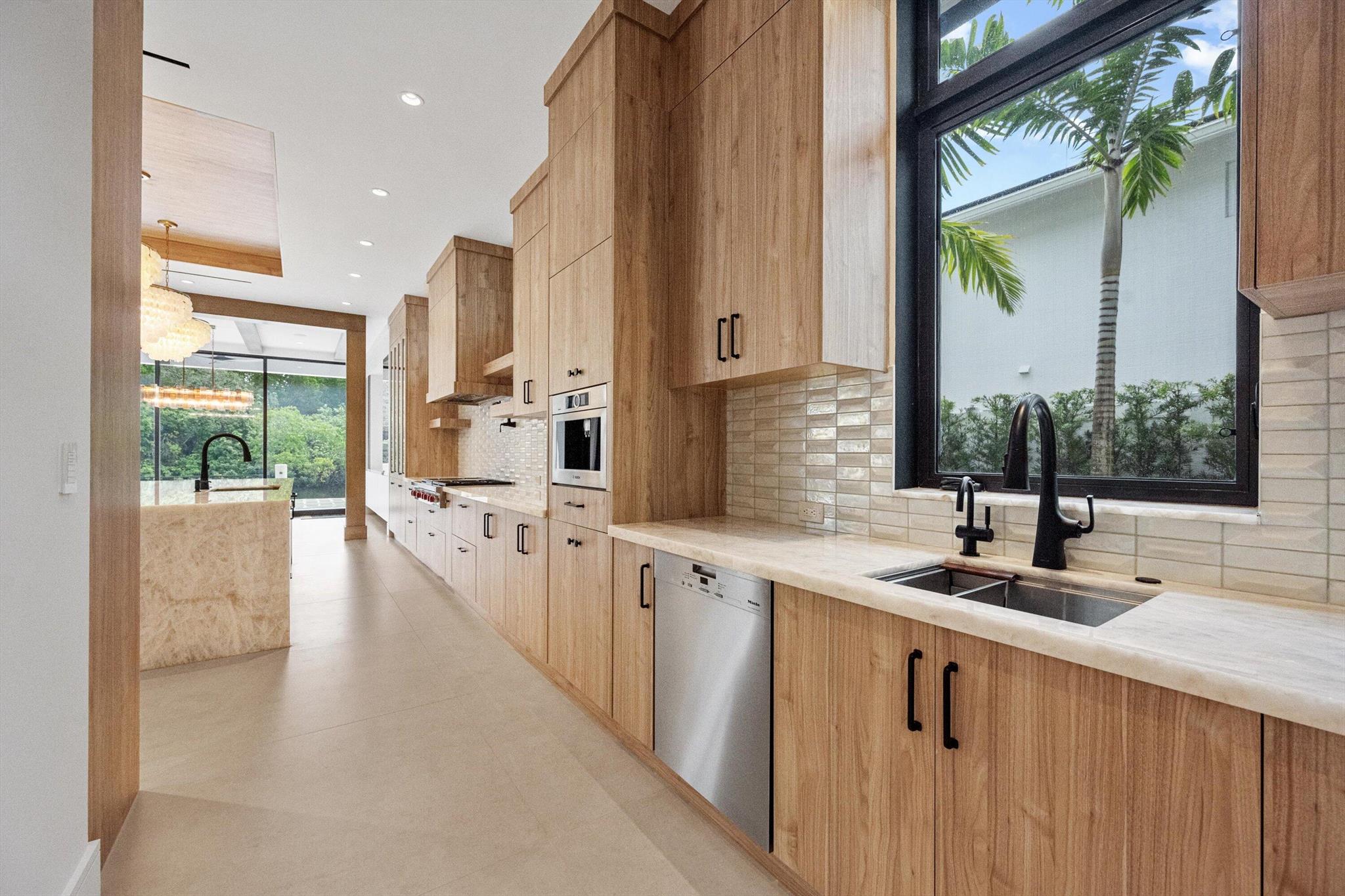 CARRIAGE HILL - Residential