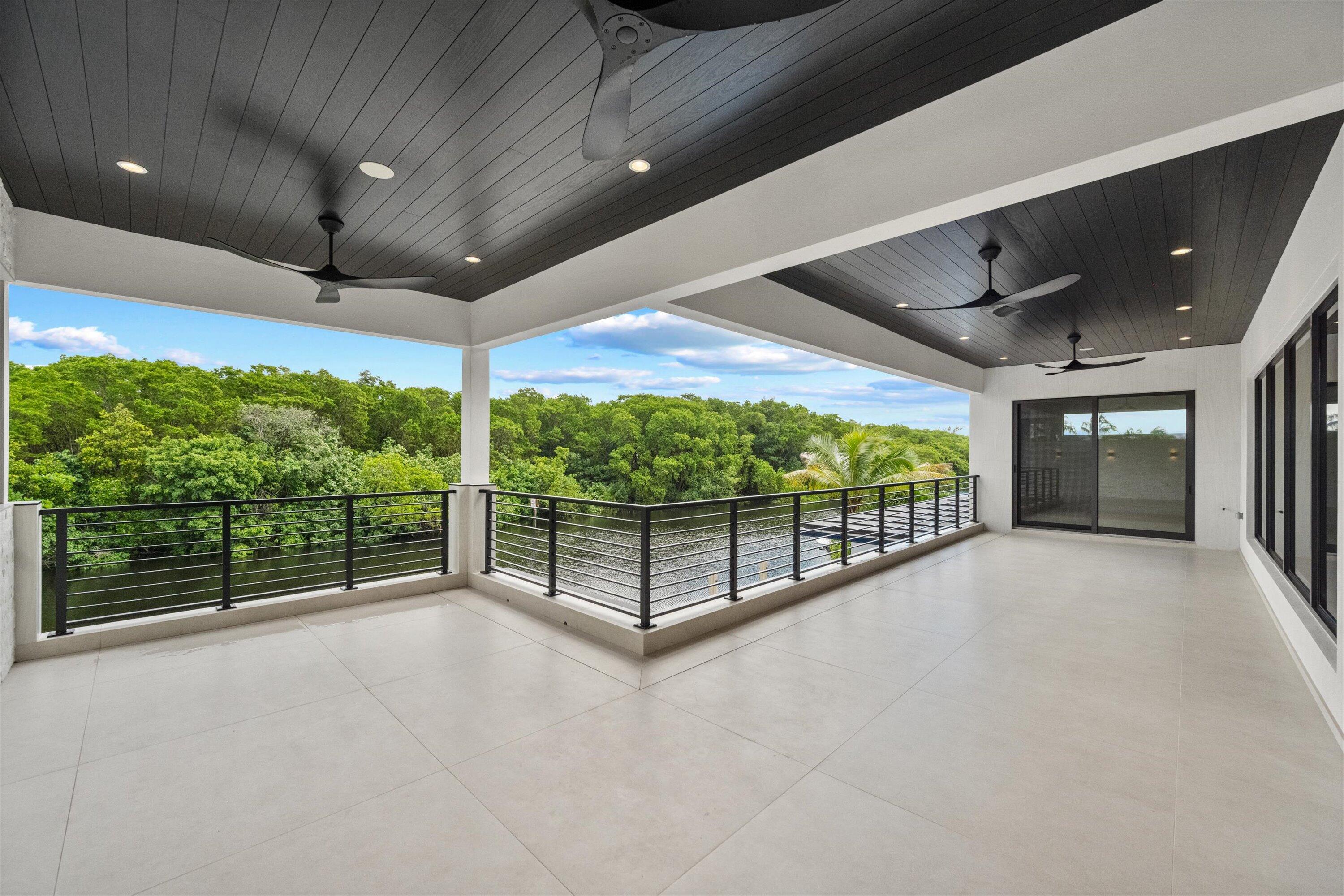 CARRIAGE HILL - Residential