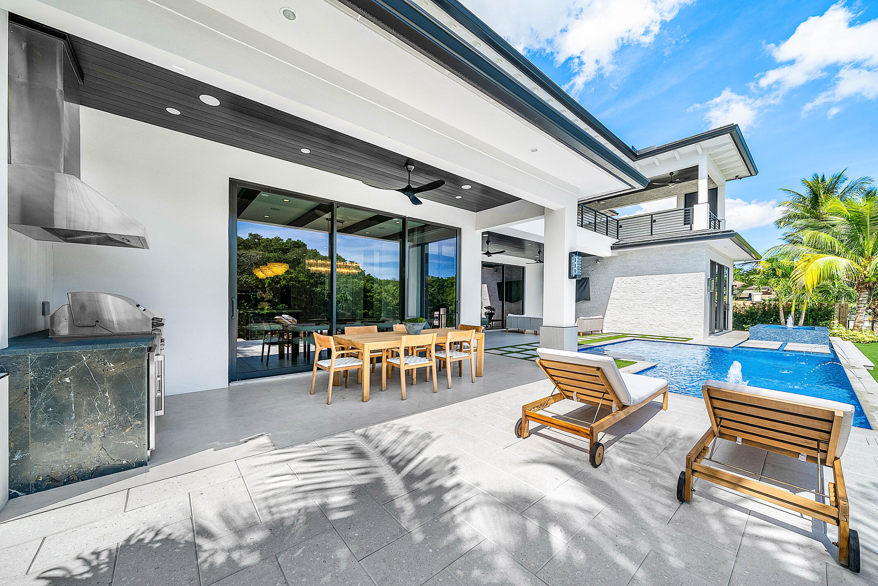 CARRIAGE HILL - Residential