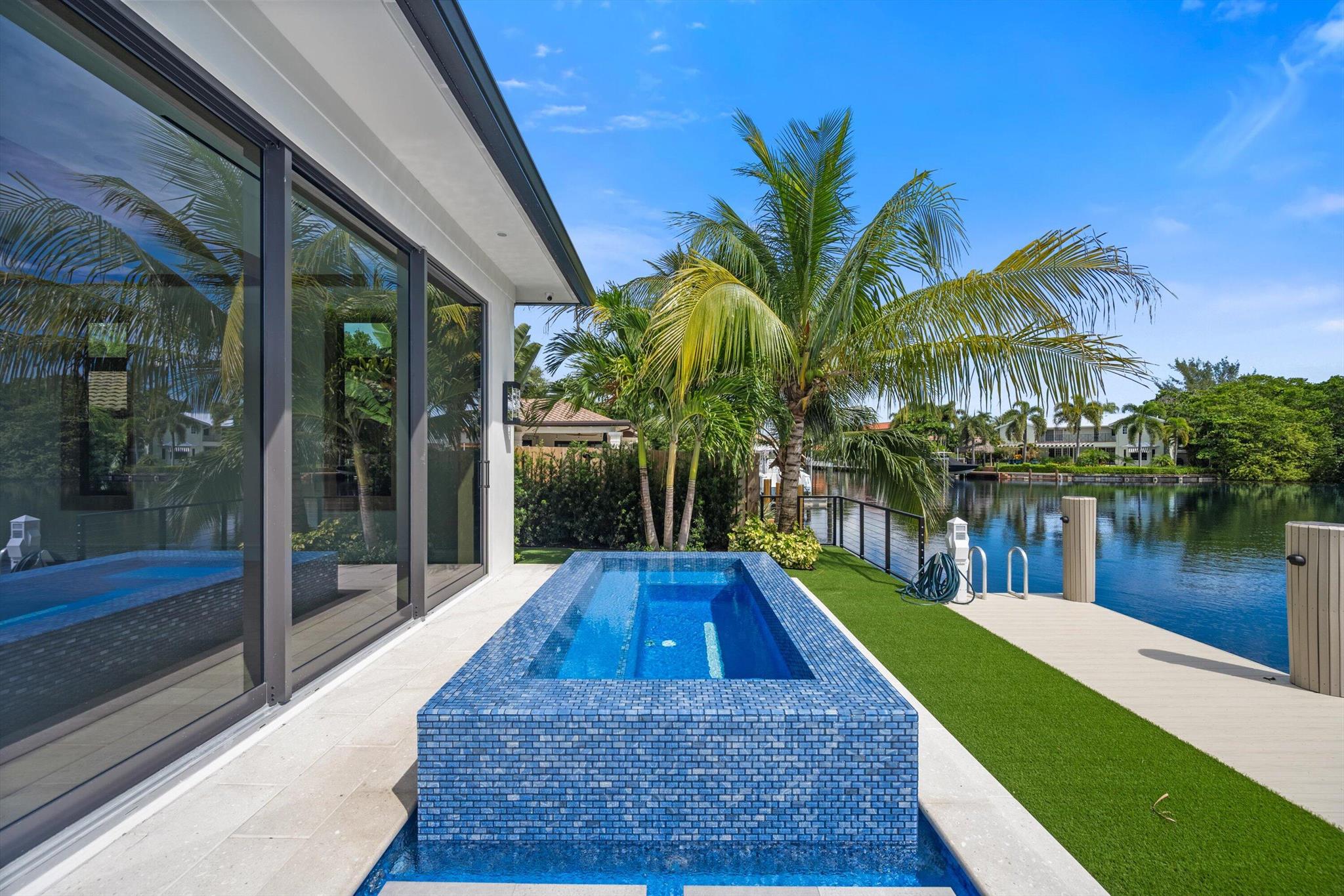 CARRIAGE HILL - Residential