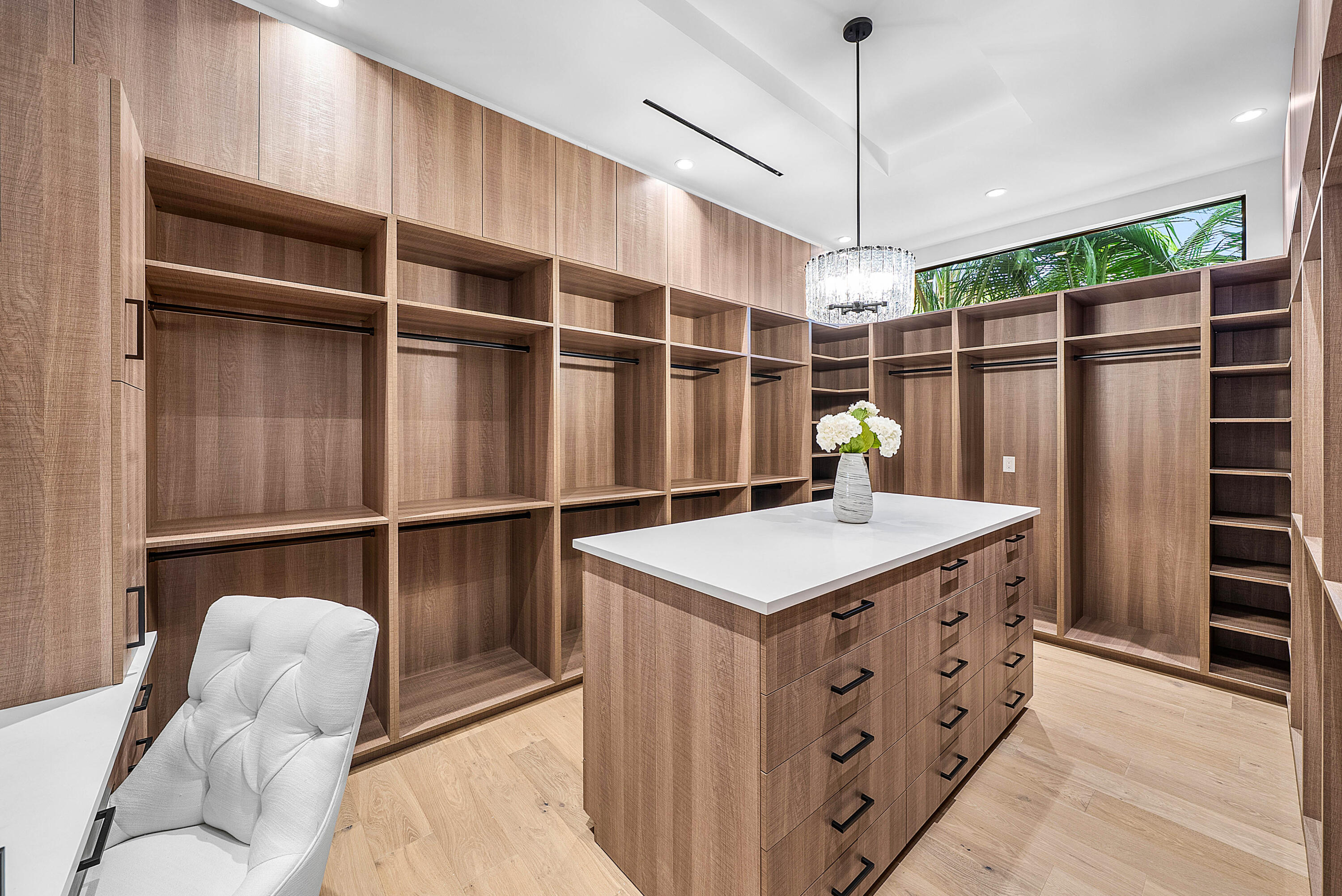 CARRIAGE HILL - Residential