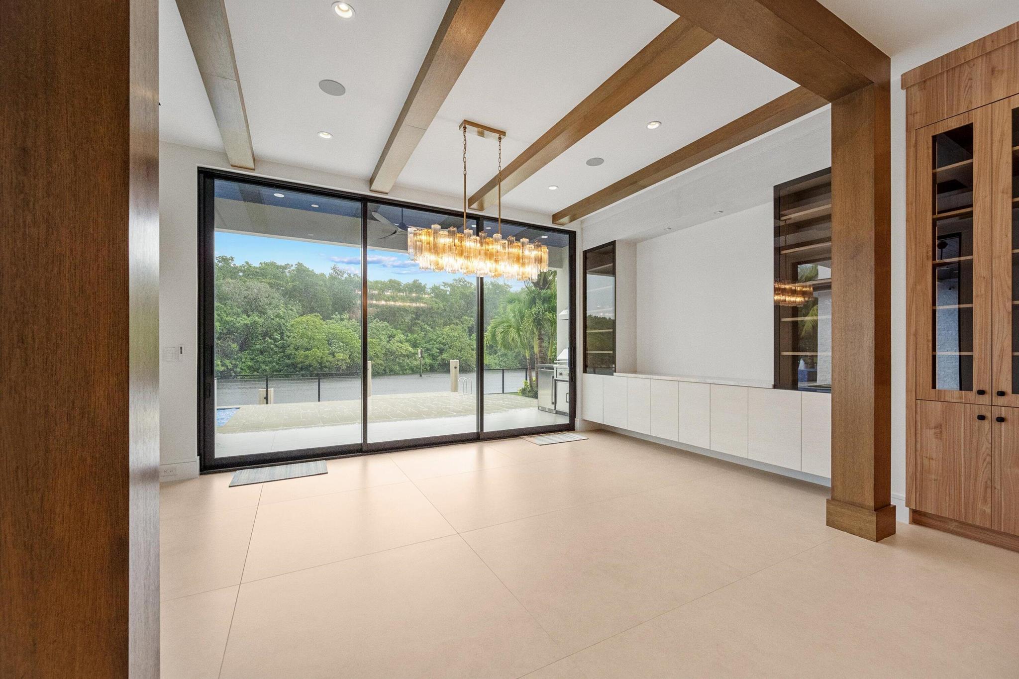 CARRIAGE HILL - Residential