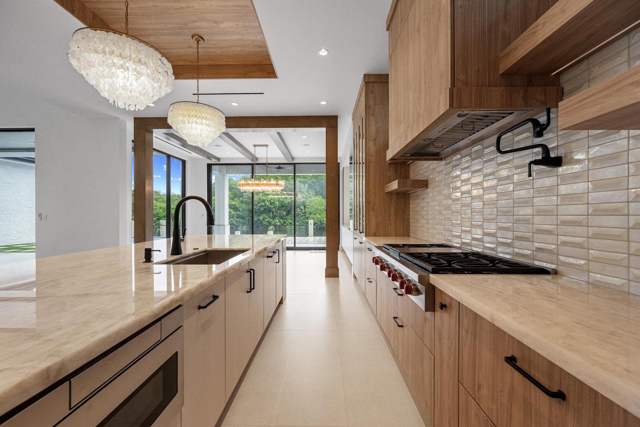 CARRIAGE HILL - Residential