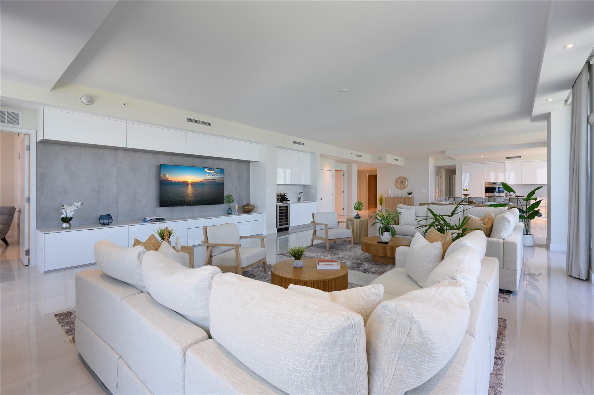 Lynch John B - Residential Lease