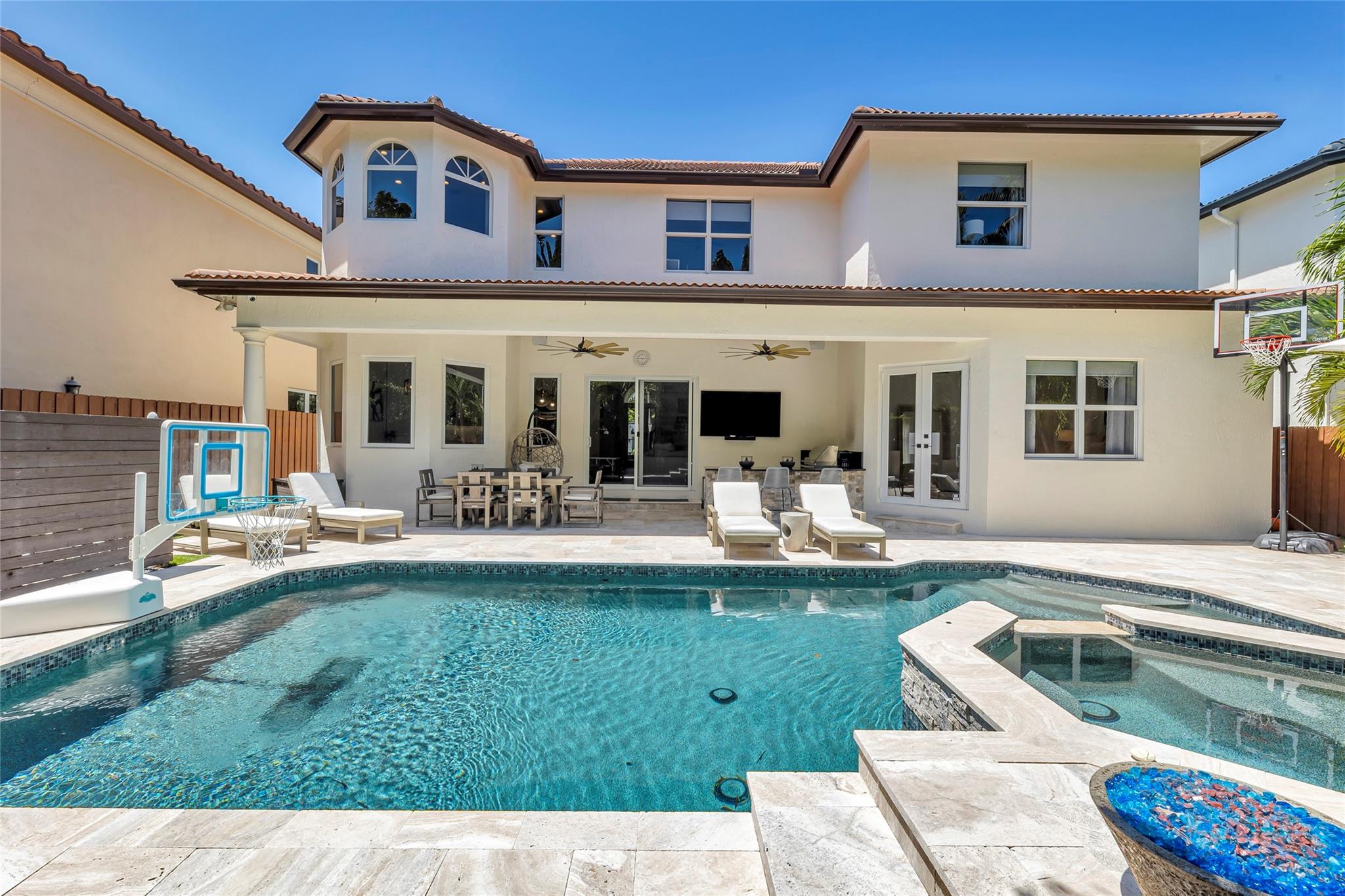 Rio Vista Isles - Residential