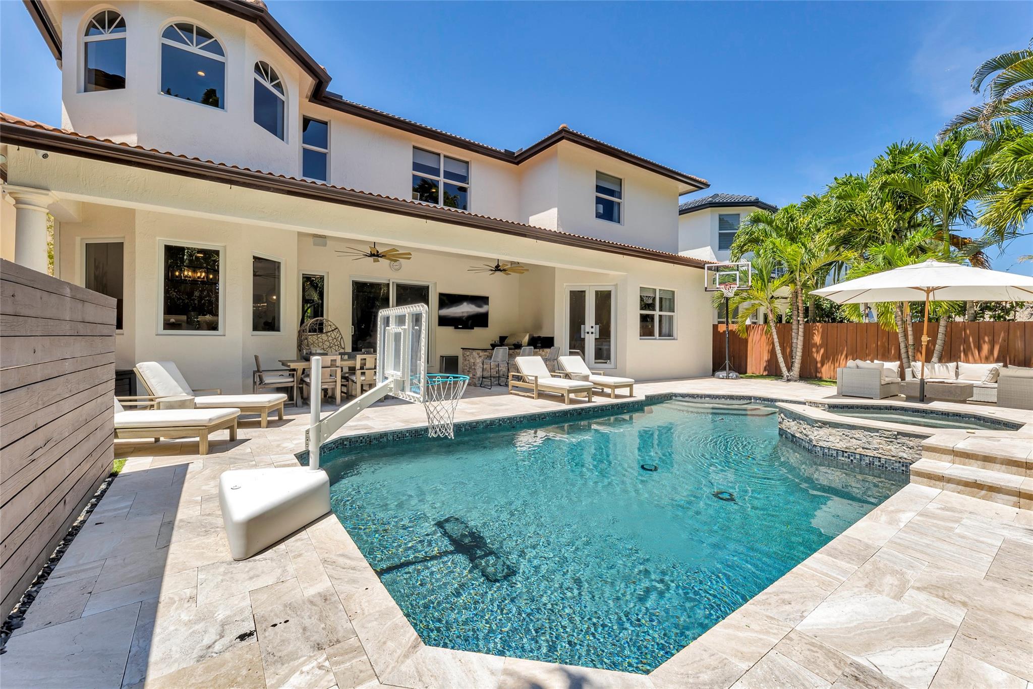 Rio Vista Isles - Residential