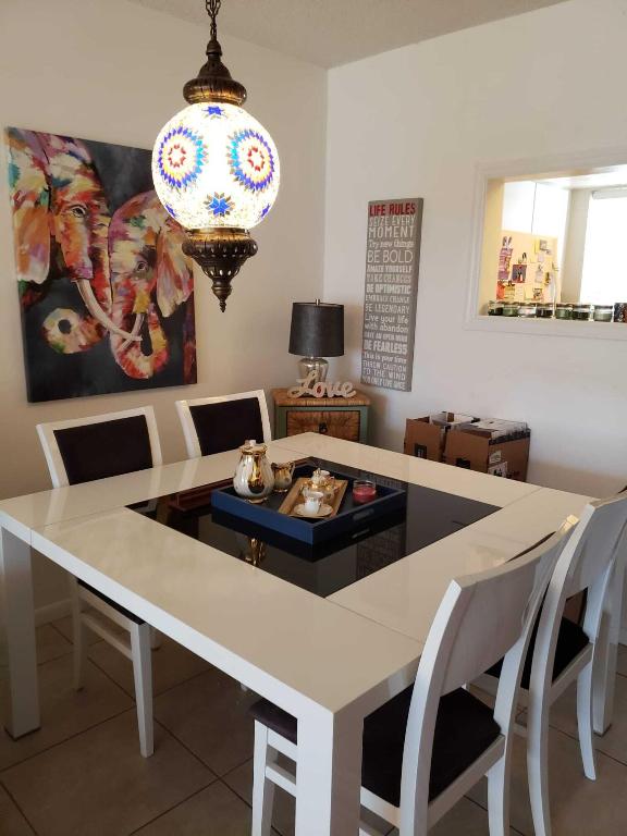 201 S Golf Boulevard 2002