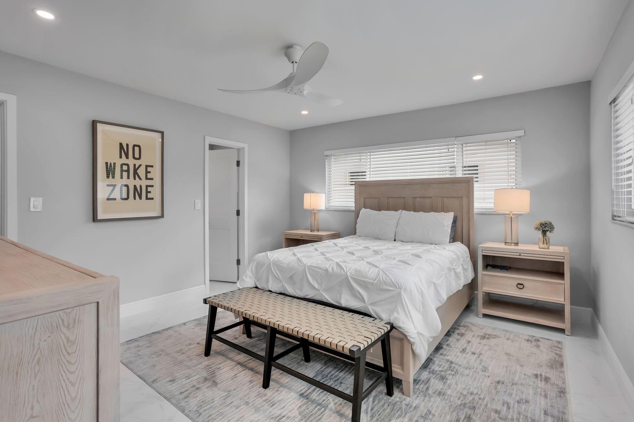 VENETIAN ISLES 3RD SEC - Residential