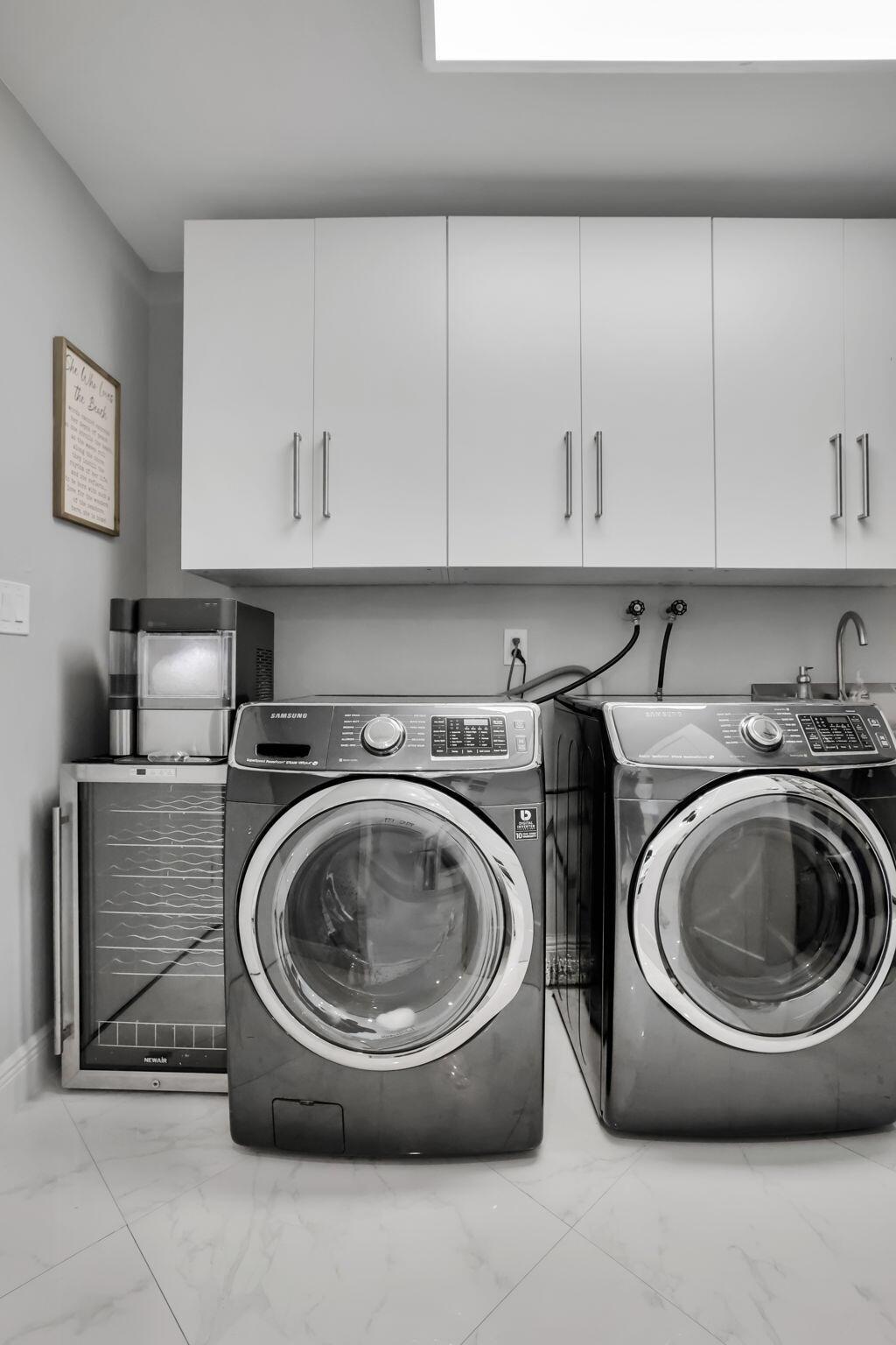 VENETIAN ISLES 3RD SEC - Residential