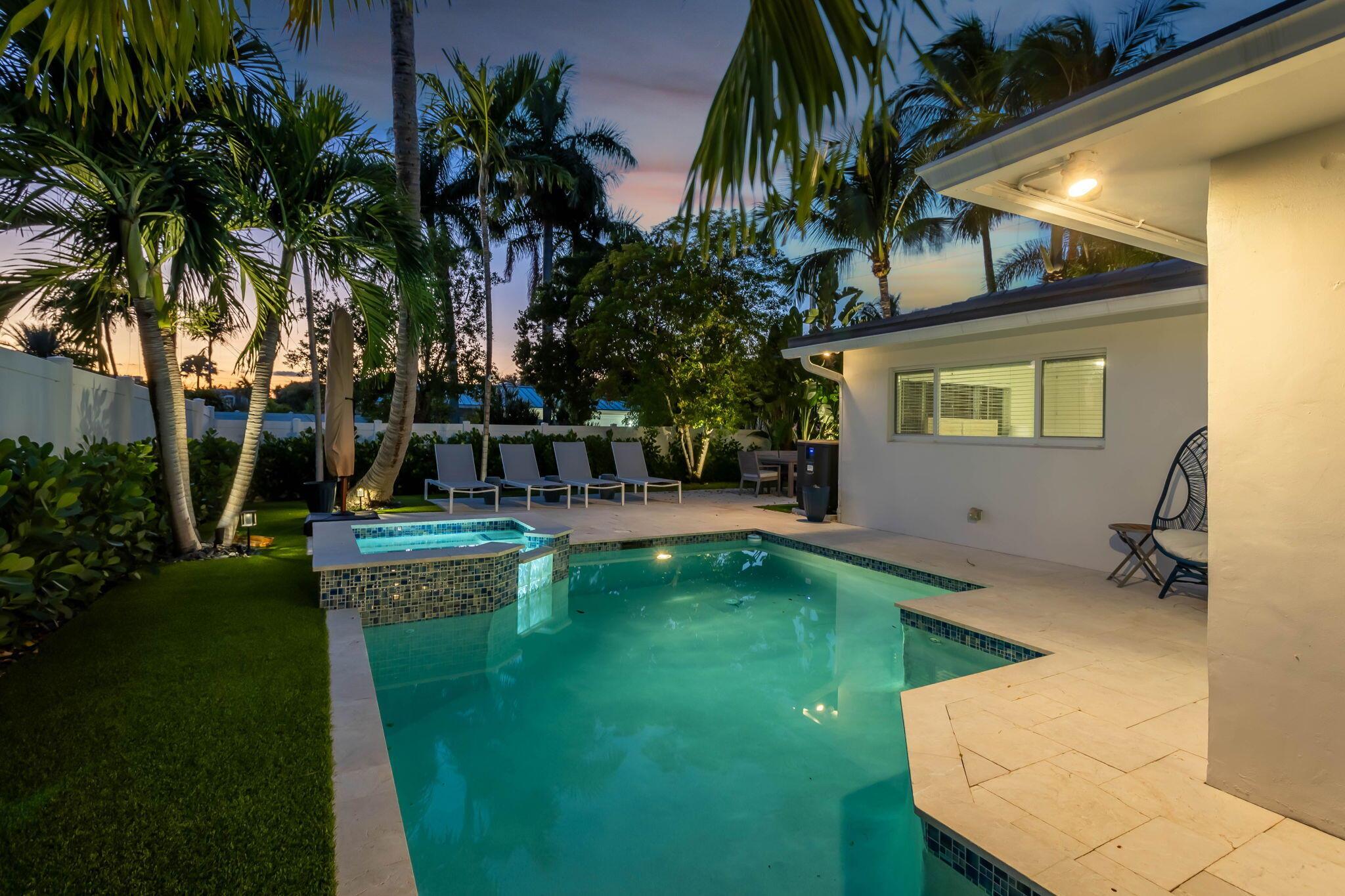 VENETIAN ISLES 3RD SEC - Residential