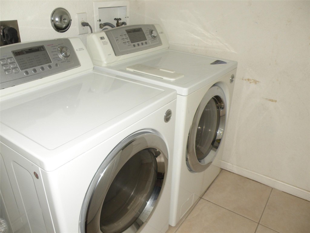 Lakeview West 158-44 B - Residential