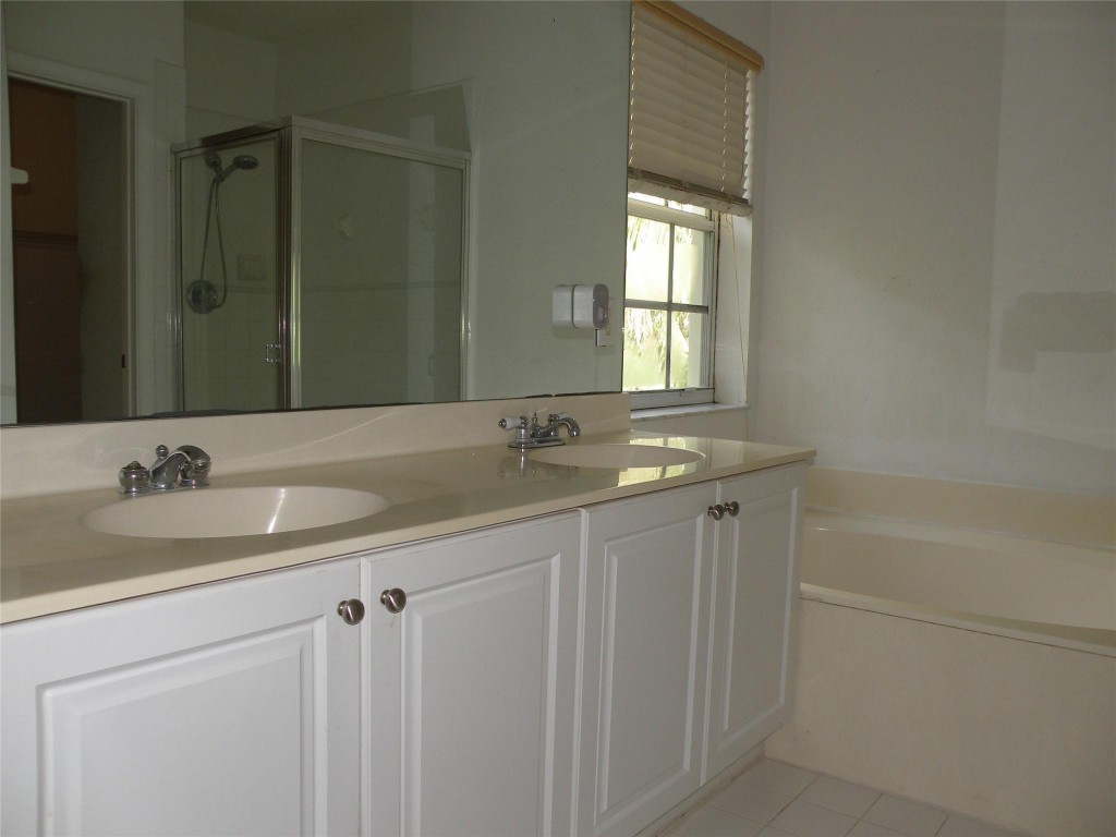 Lakeview West 158-44 B - Residential