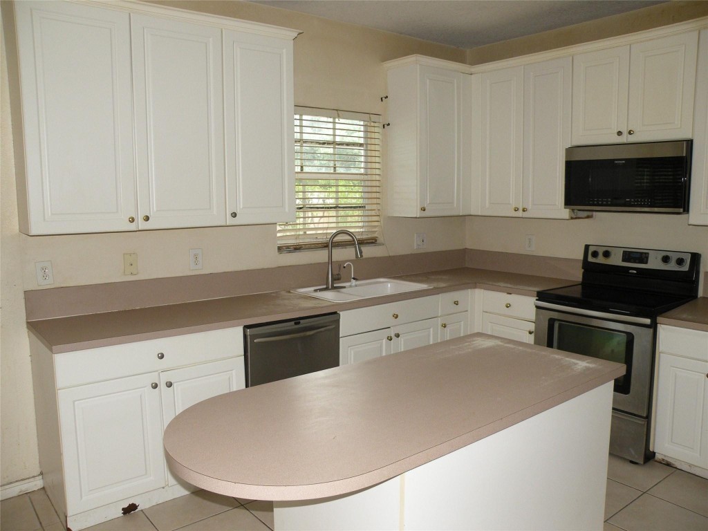 Lakeview West 158-44 B - Residential