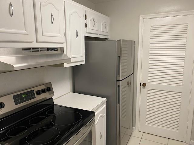 301 Croton Avenue 208